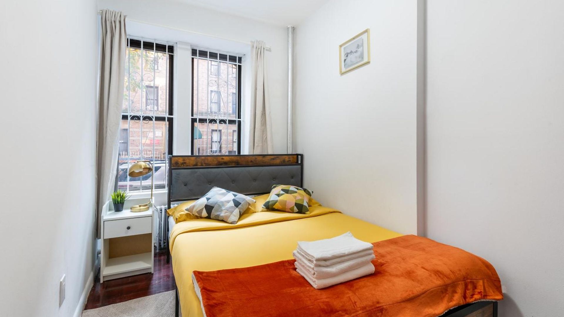 Apartment 2 Bd Cozy In Manhattan Valley *