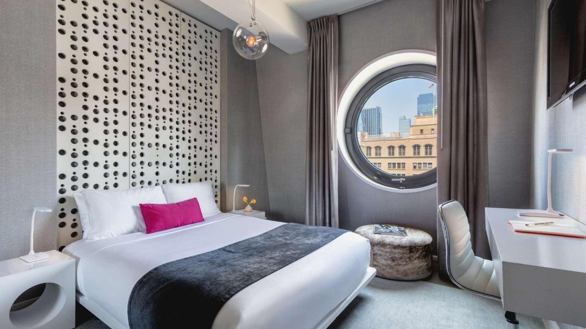 Dream Downtown, By Hyatt 4*