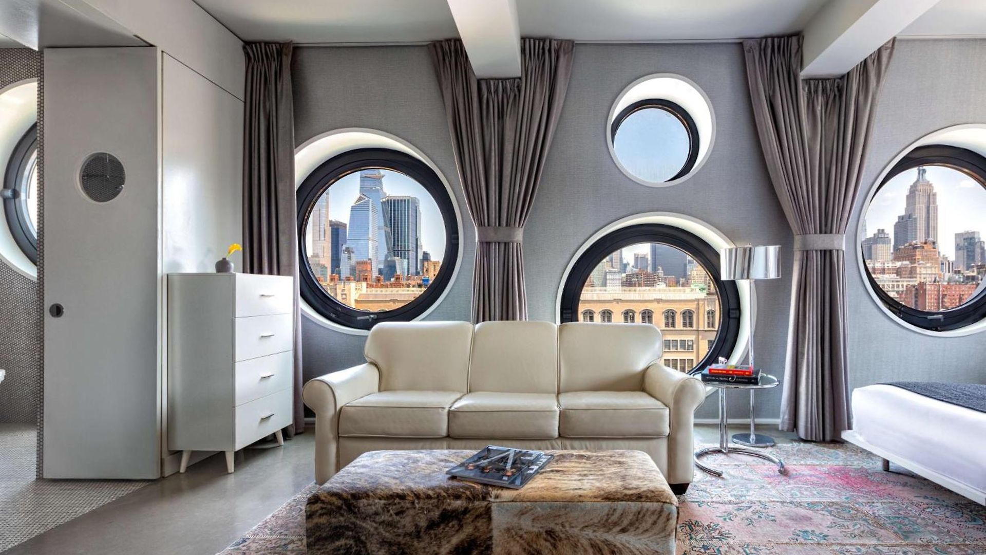 Dream Downtown, By Hyatt