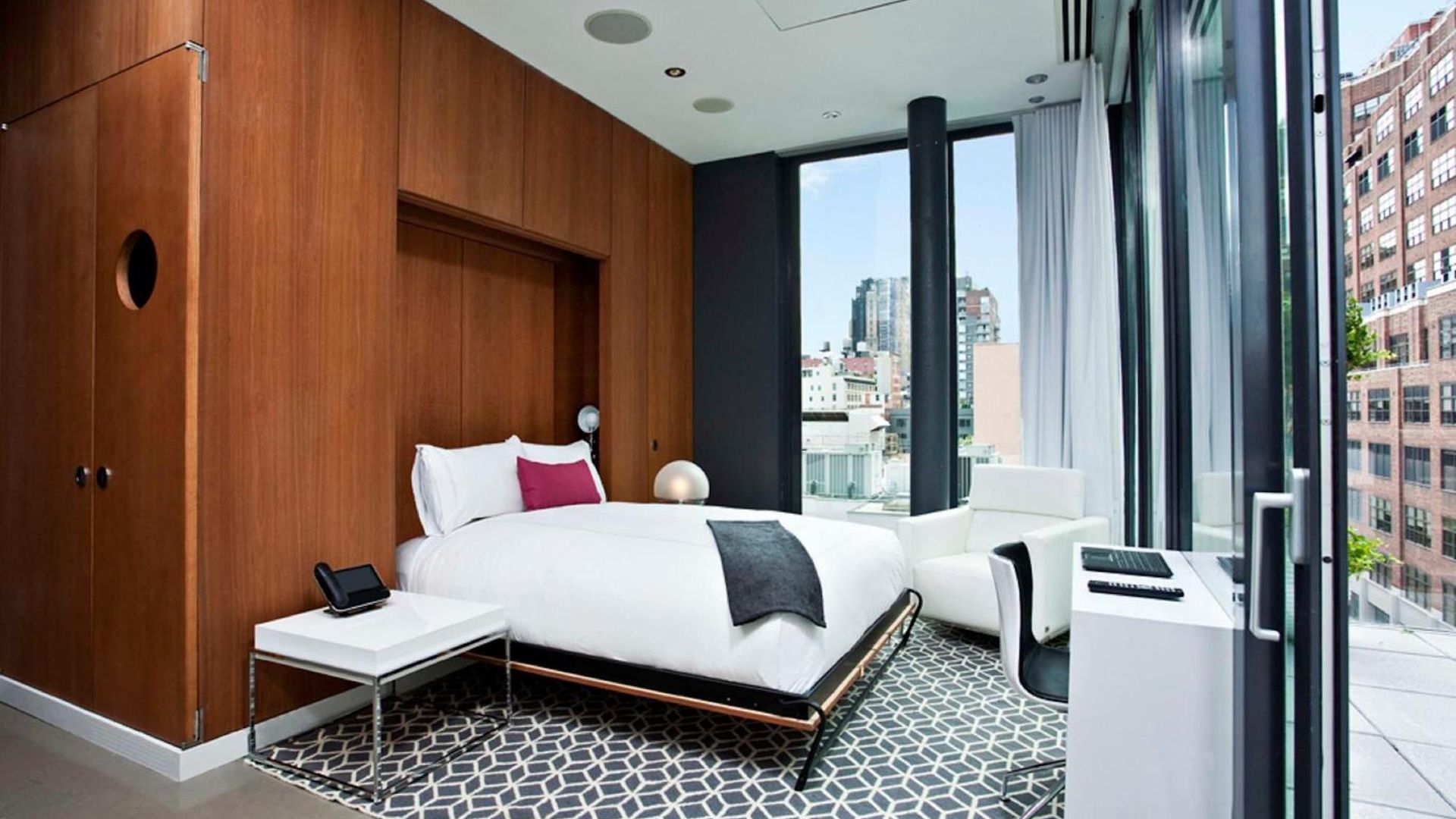 Hotel Dream Downtown, By Hyatt