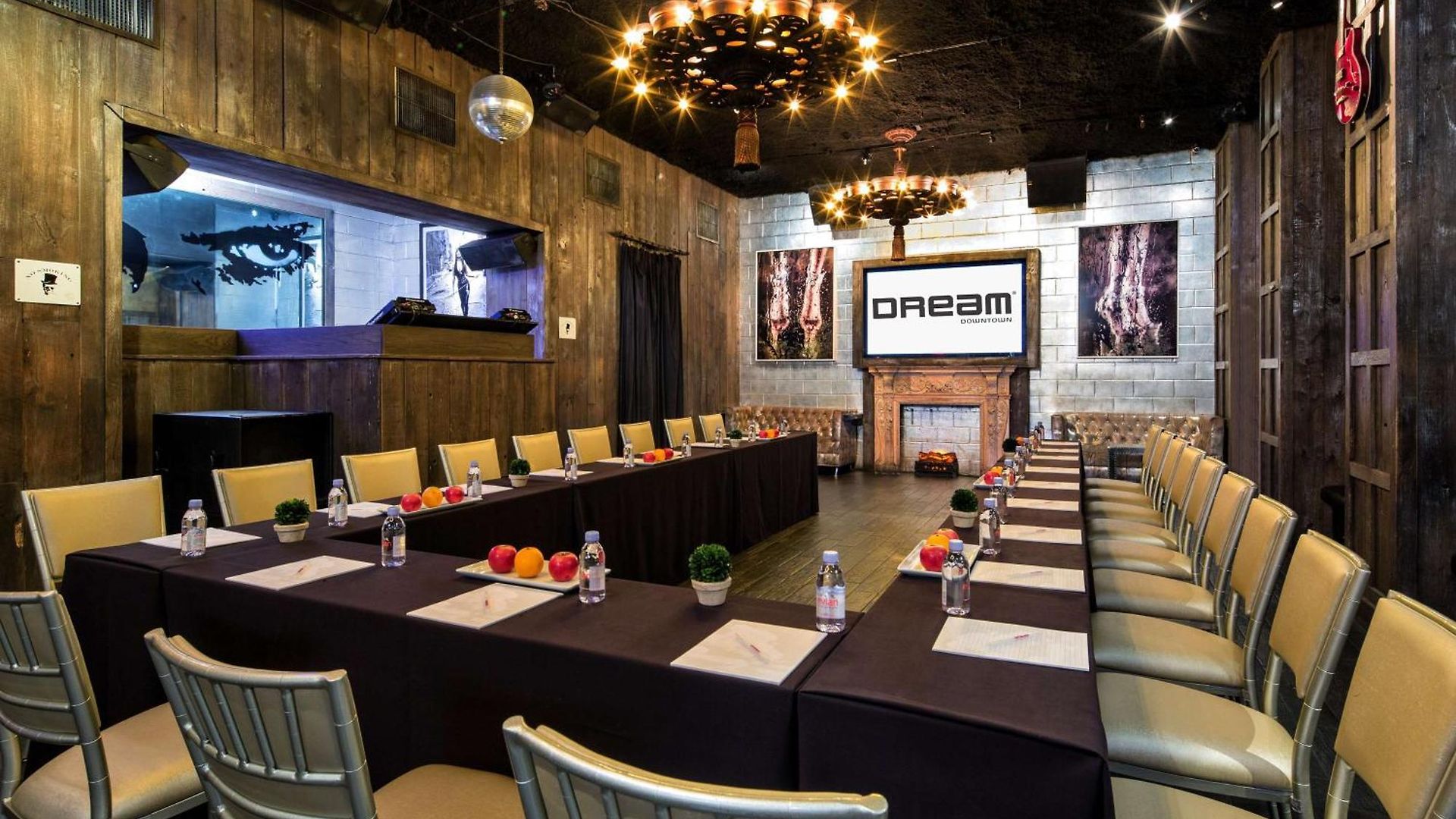 Dream Downtown, By Hyatt Hotel New York