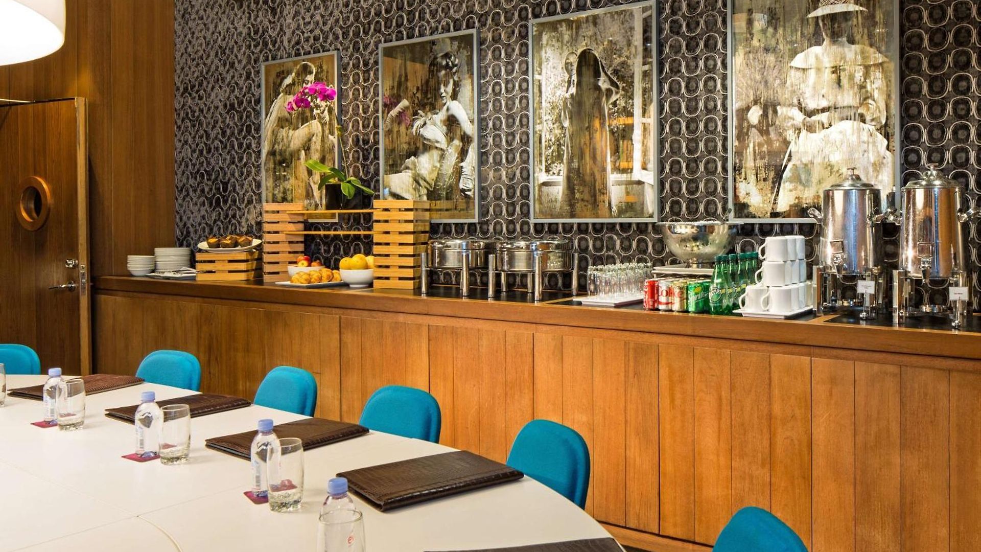 Dream Downtown, By Hyatt 4*