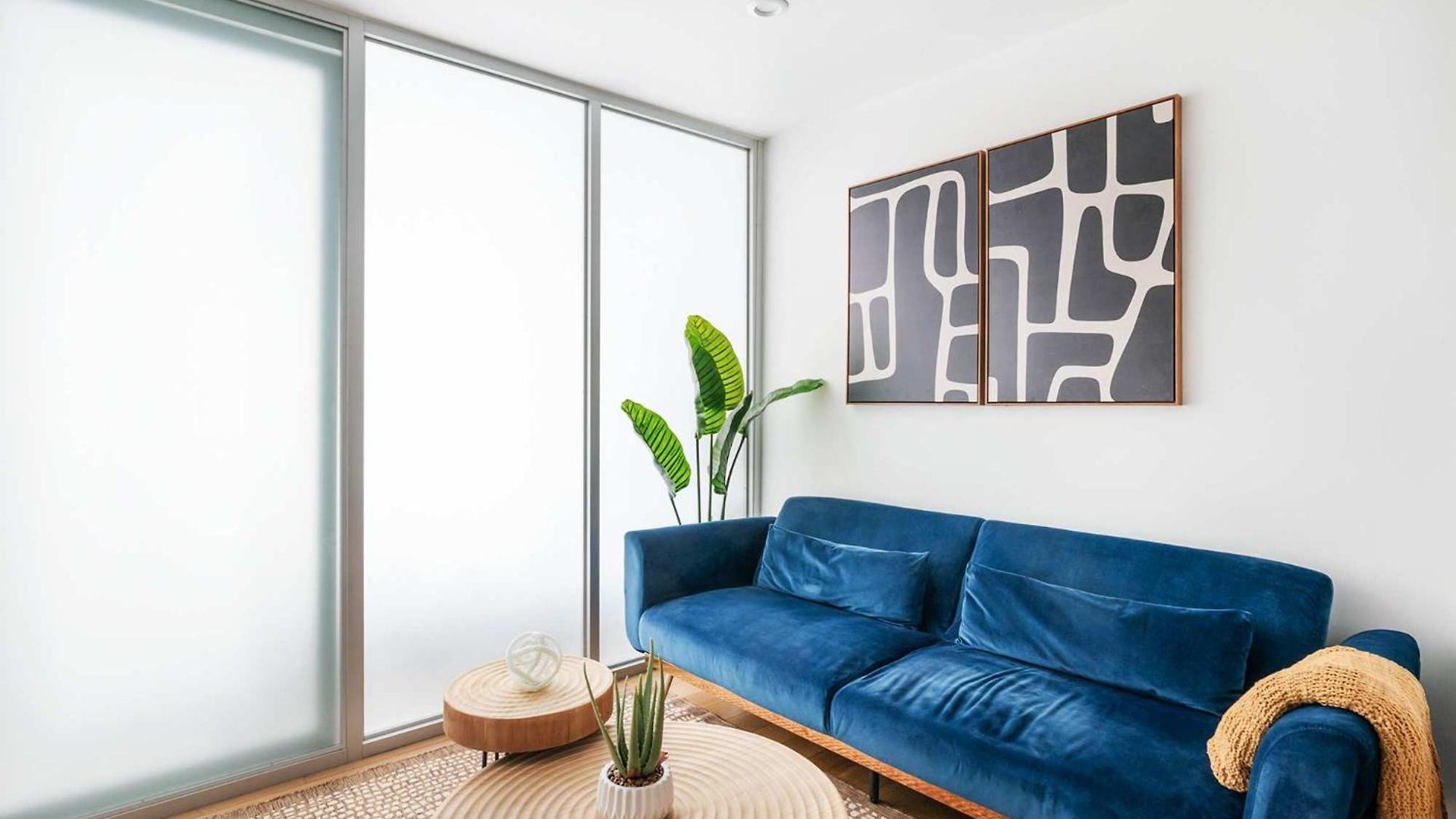 75-2d New Prime Ues W&d Balcony Elevator *