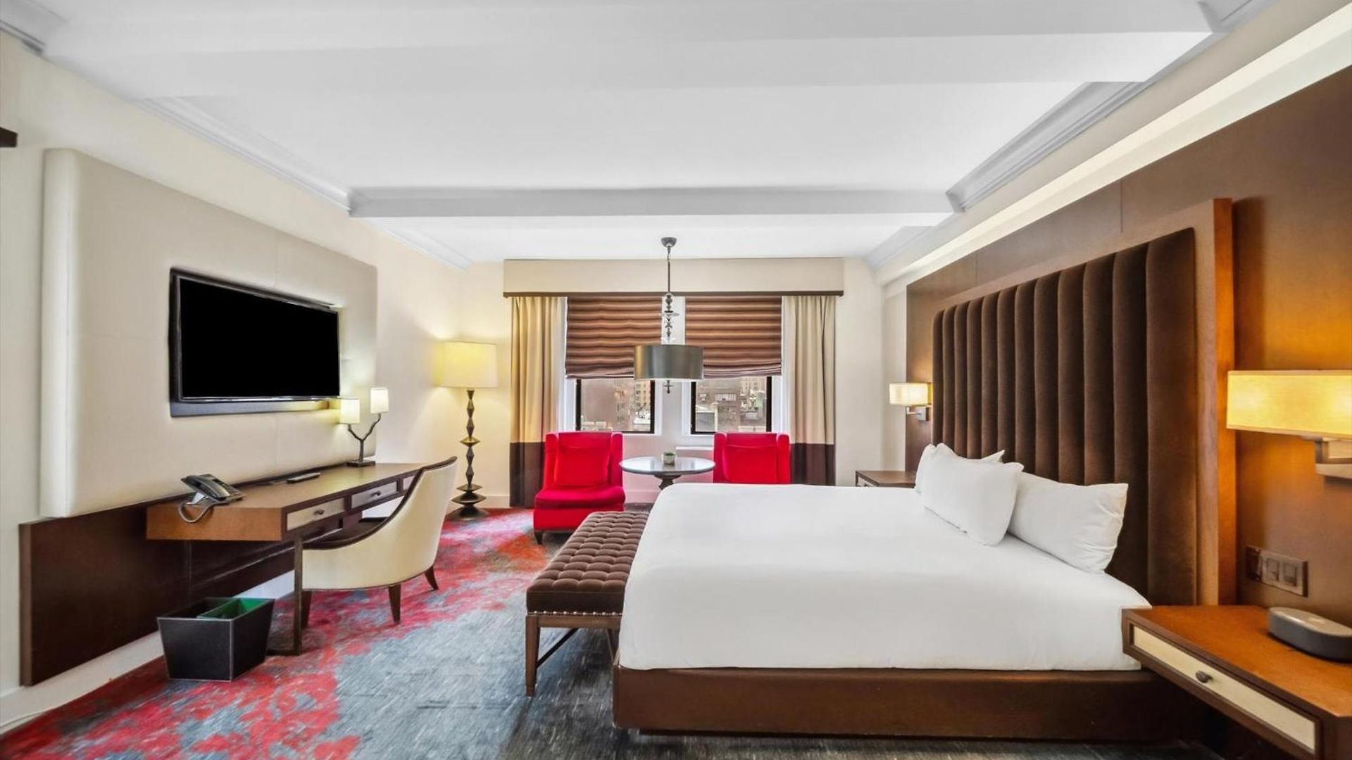 Lexington Plaza Hotel
