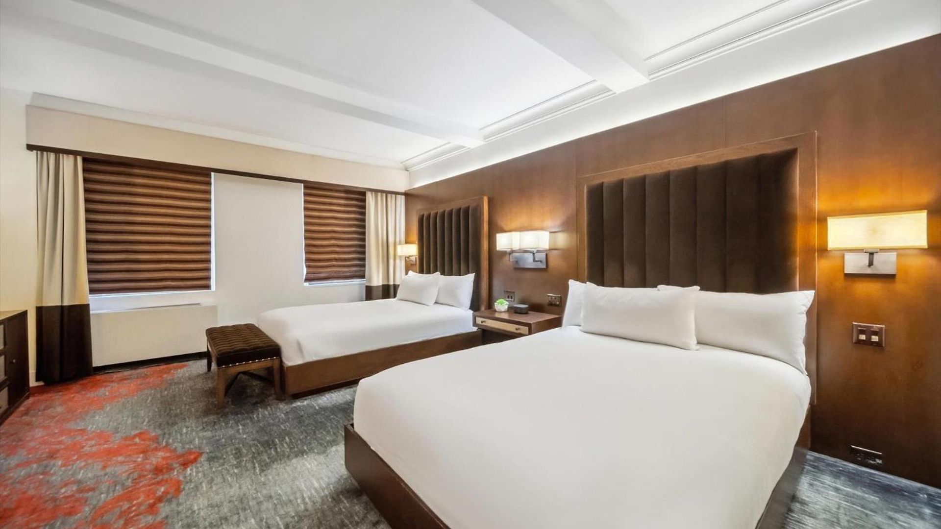 Lexington Plaza 4*