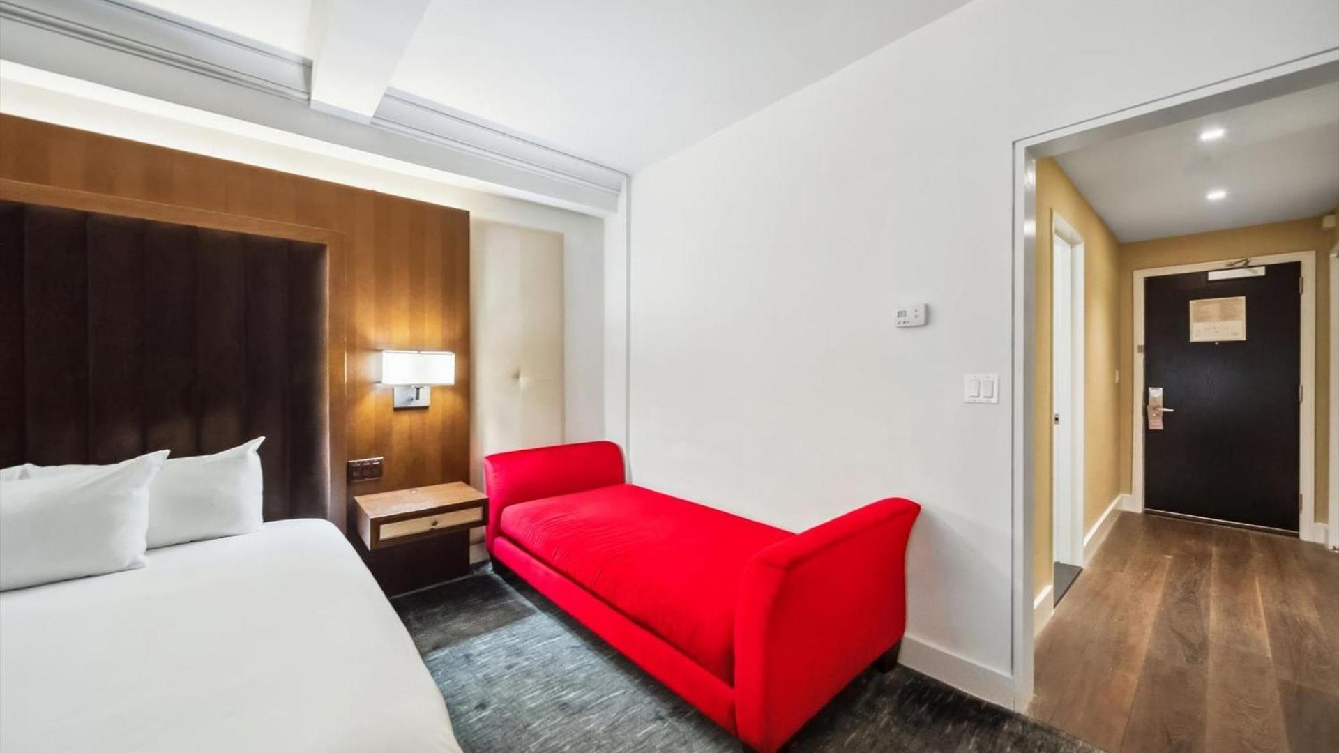 Lexington Plaza Hotel