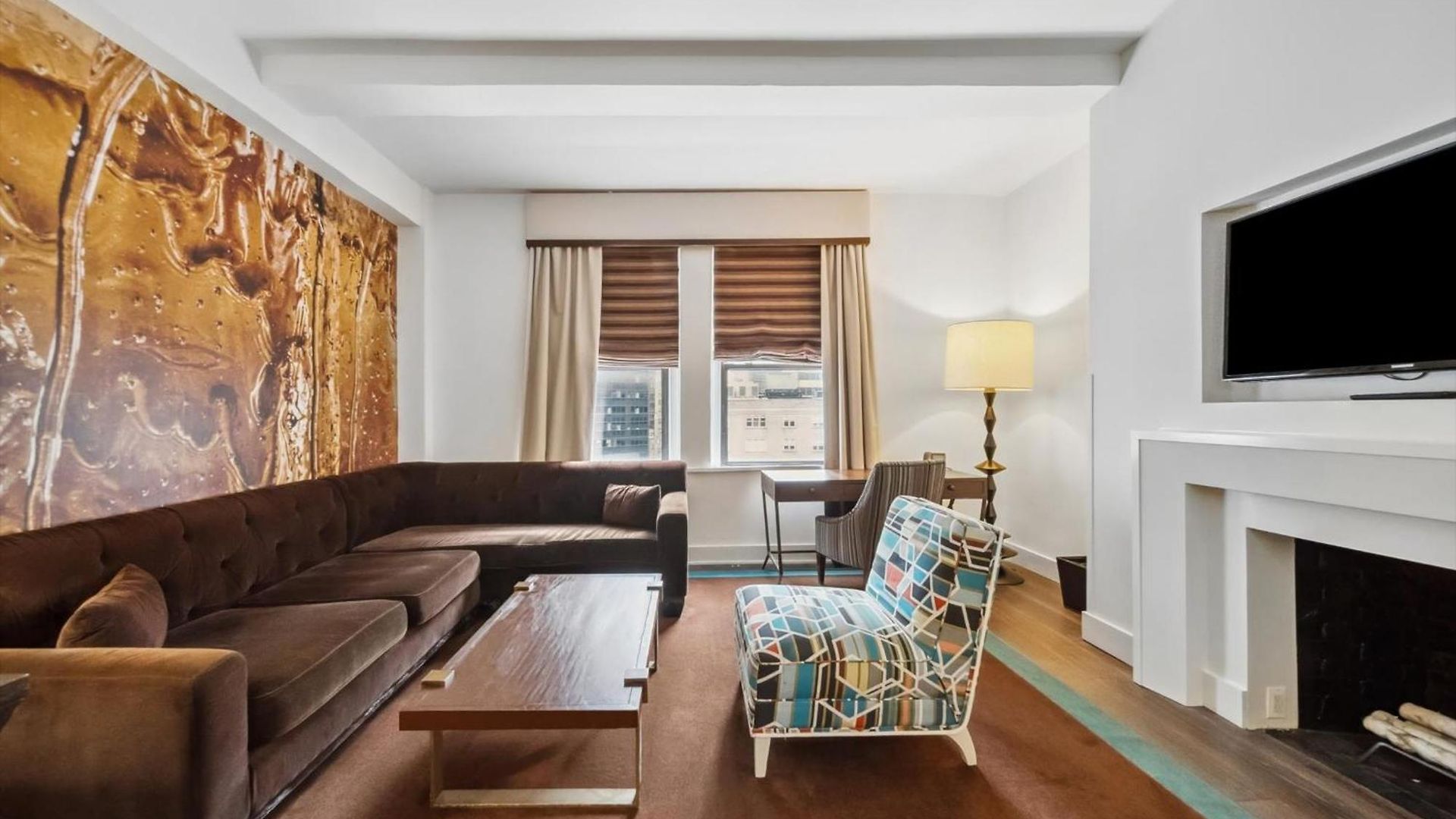 Lexington Plaza Hotel 4*