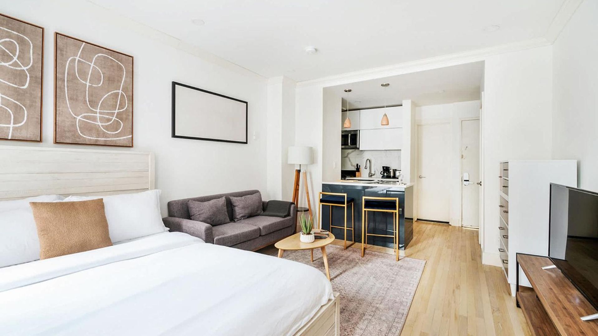 Apartment 1597-2 Luxury Upper East Side W&d