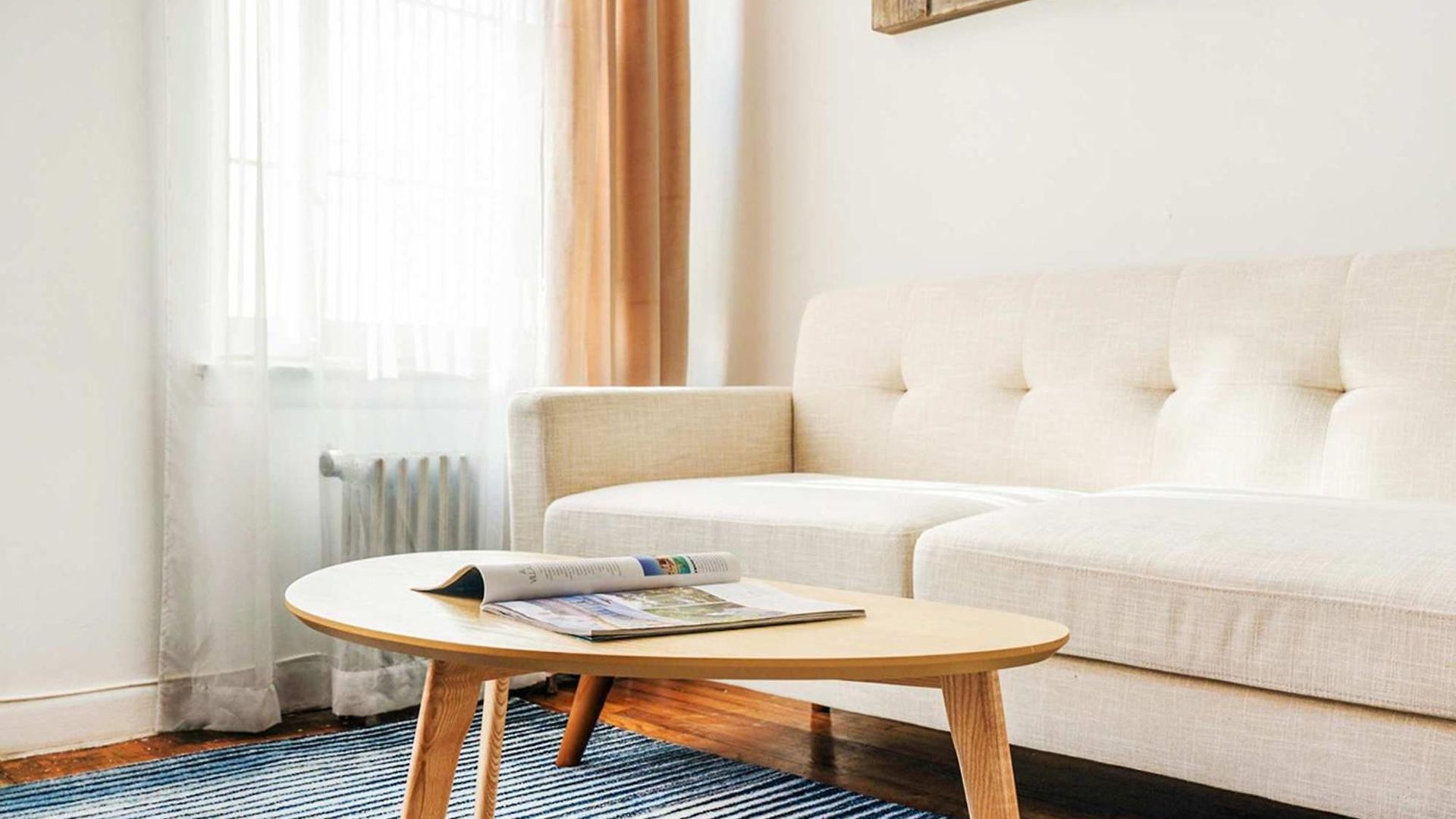 26-3a Gramercy W D Outdoor Courtyard Apartment