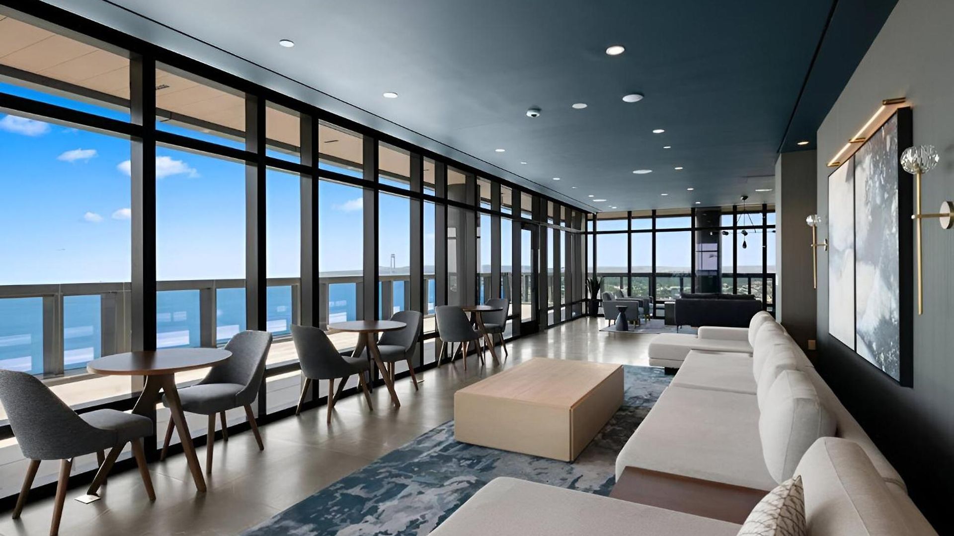 Posh With Luxe Amenities In Prime Location! * New York
