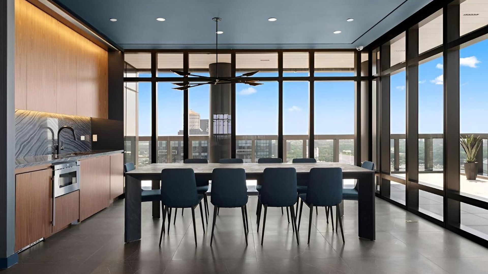 Apartment Posh With Luxe Amenities In Prime Location! New York