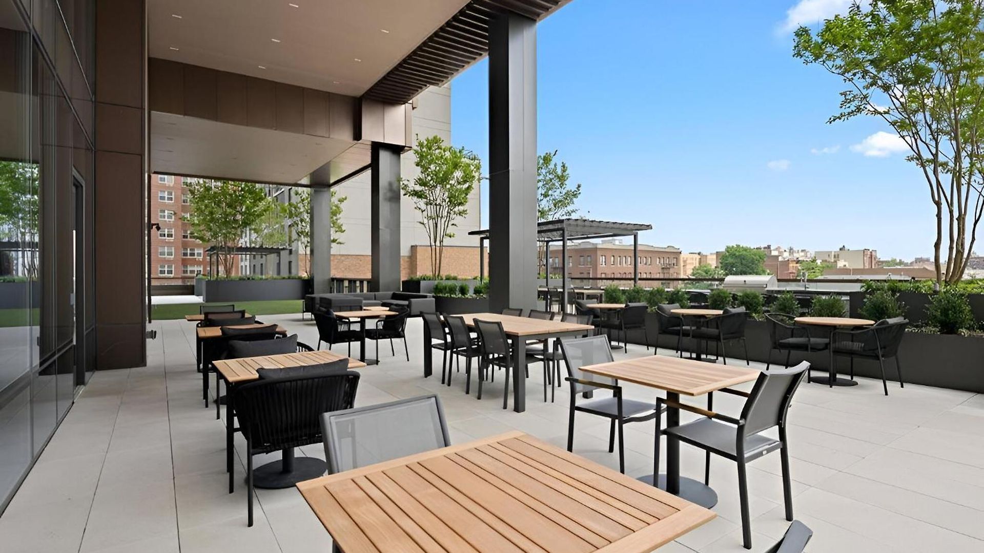 Posh With Luxe Amenities In Prime Location! Apartment New York