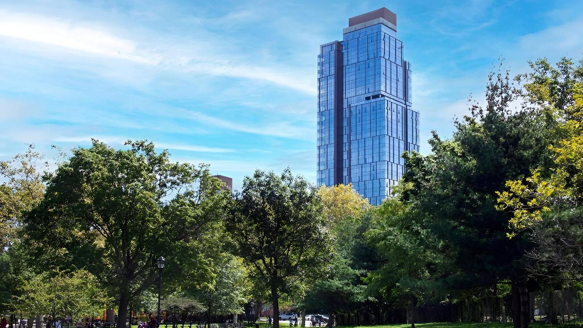 Posh With Luxe Amenities In Prime Location! Apartment *