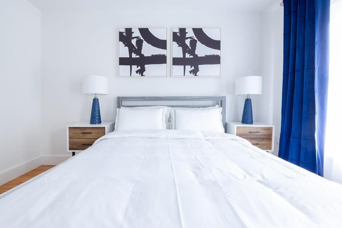 323-2 Spacious 2br Williamsburg