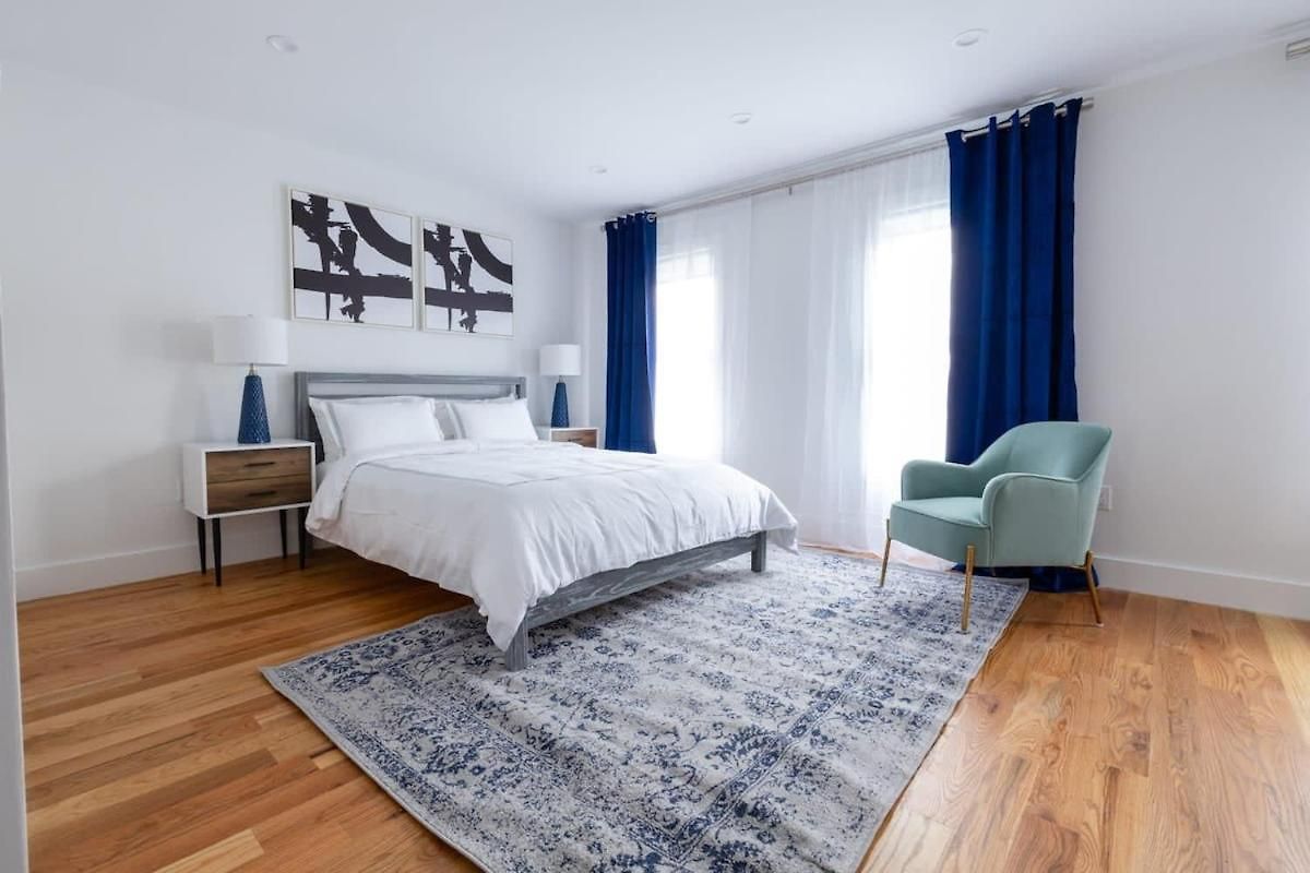 323-2 Spacious 2br Williamsburg Apartment