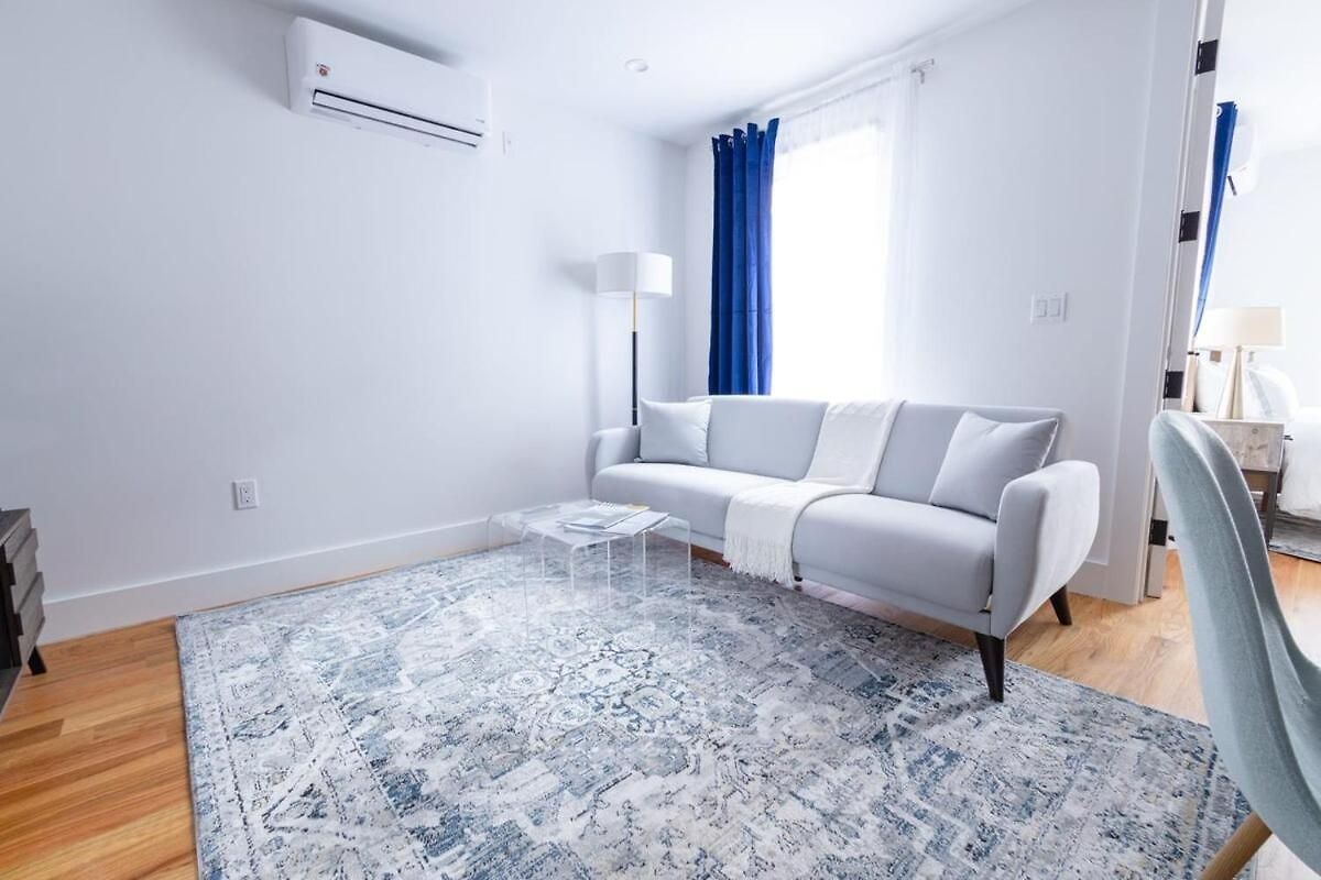 323-2 Spacious 2br Williamsburg Apartment *