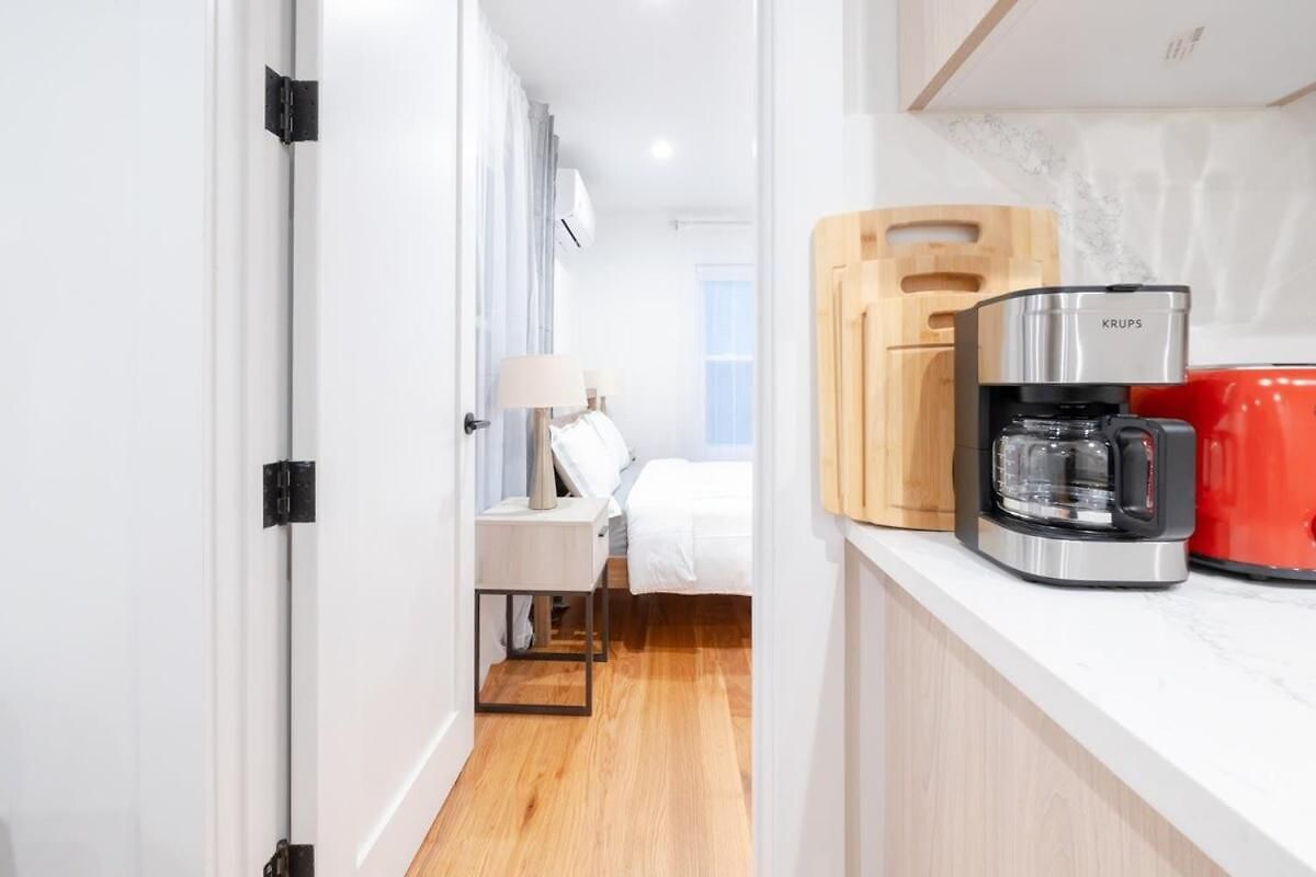323-1 Spacious 2br Williamsburg New York