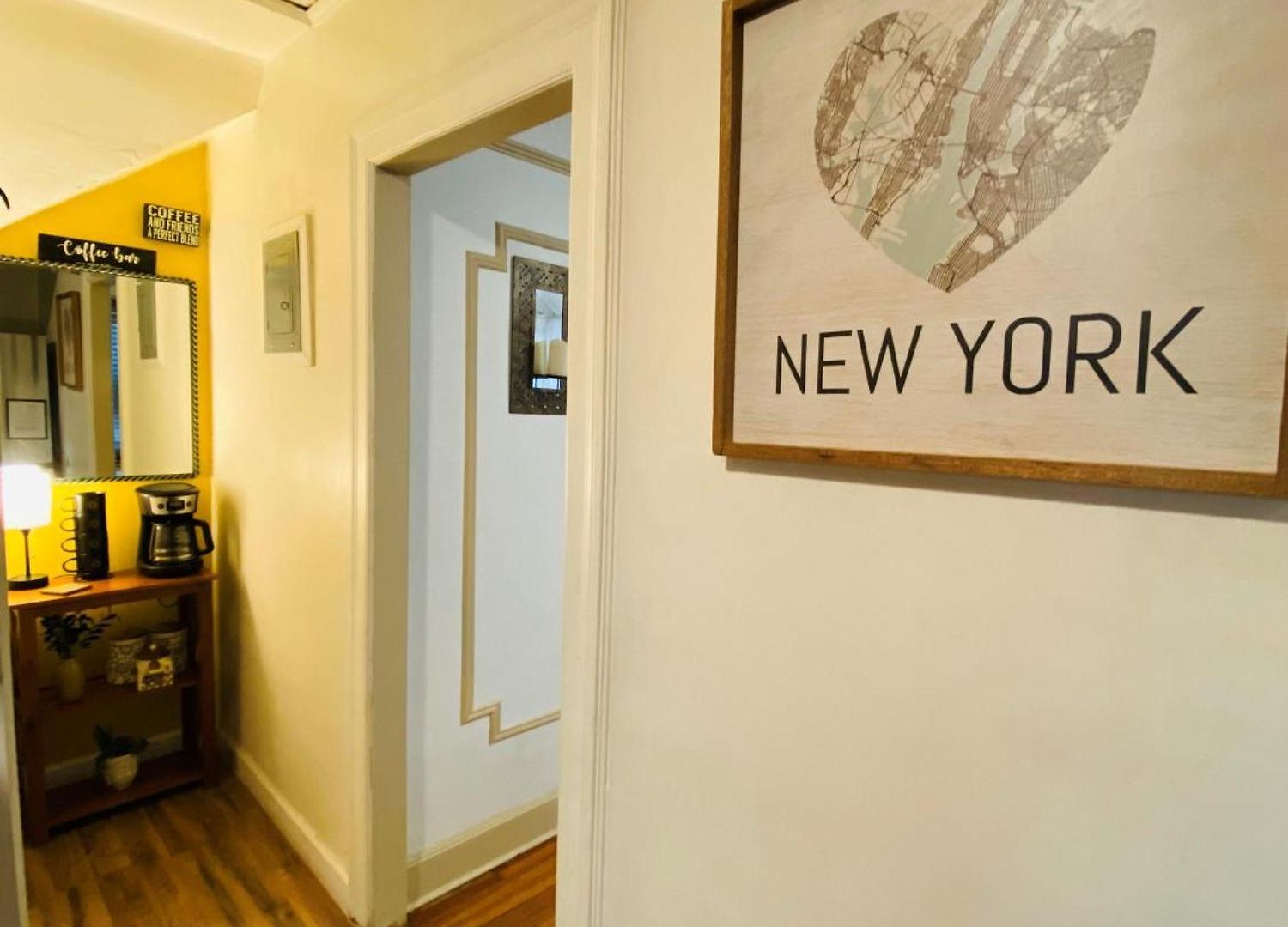 Nyc Cozy Private Bedroom With Free Parking & Near Subway - Business & Tourists Apartment *