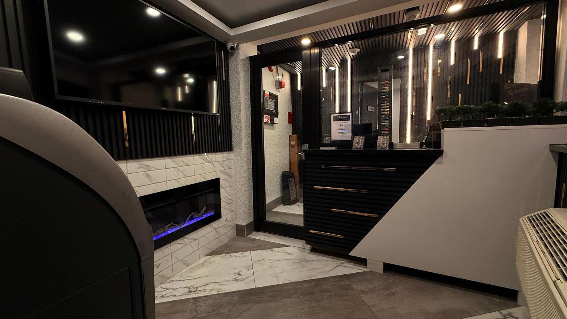 The Vine Bronx New Hotel