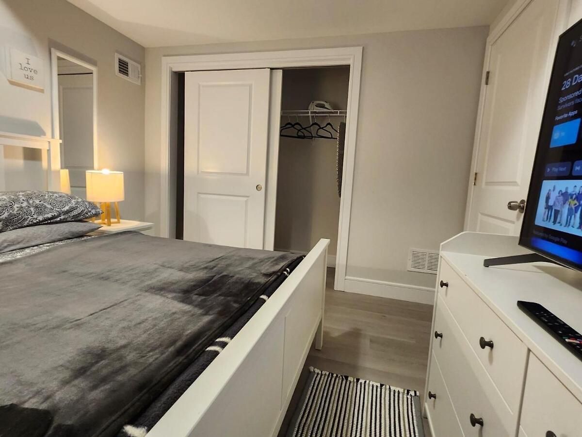Homestay Rated - Upscale-cozy-stylish-affordable - Free Parking *