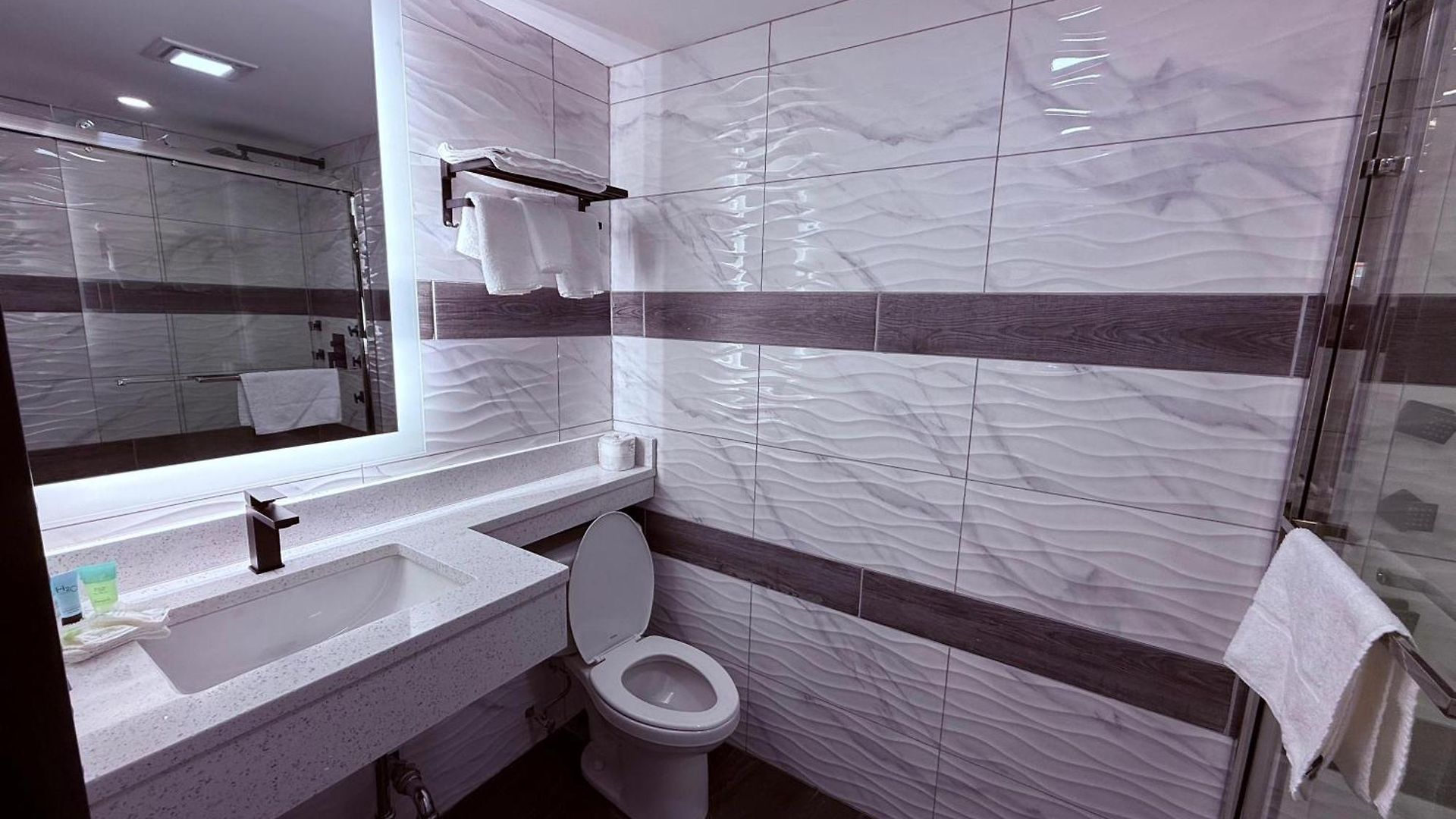 The Vine Bronx New Hotel