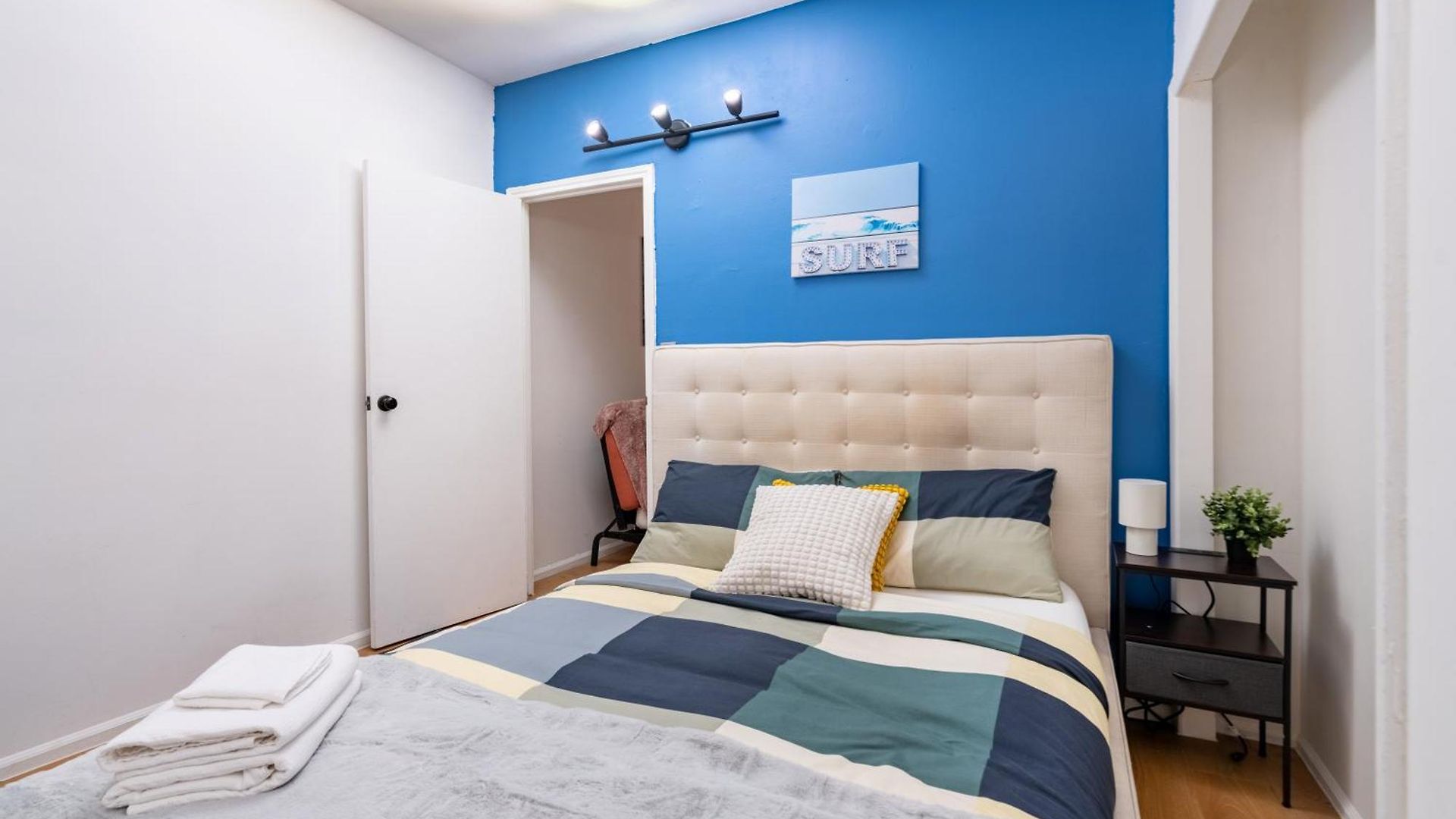 2 Bedroom Paradise In Hells Kitchen Manhattan * New York