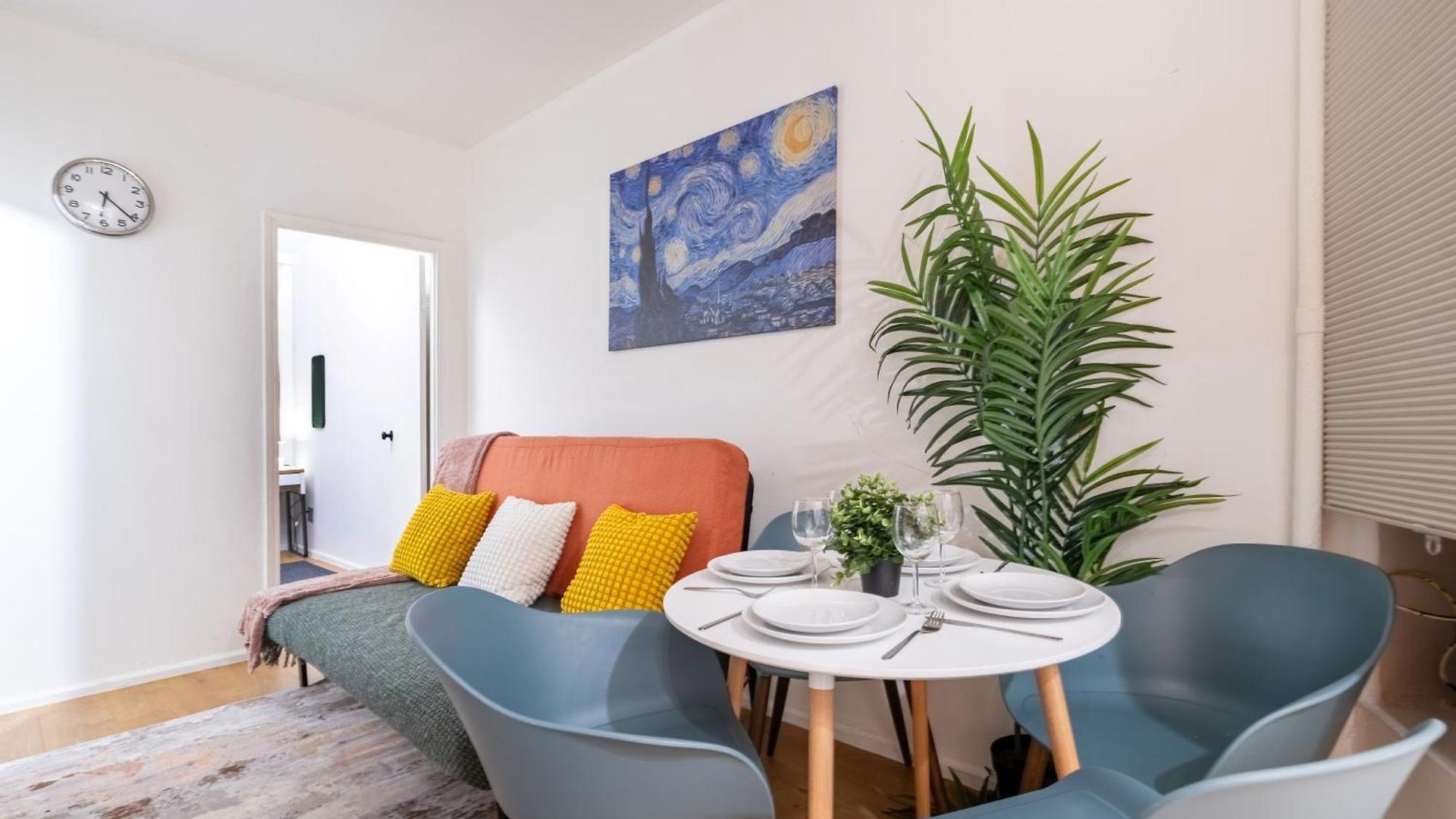 2 Bedroom Paradise In Hells Kitchen Manhattan Apartment New York
