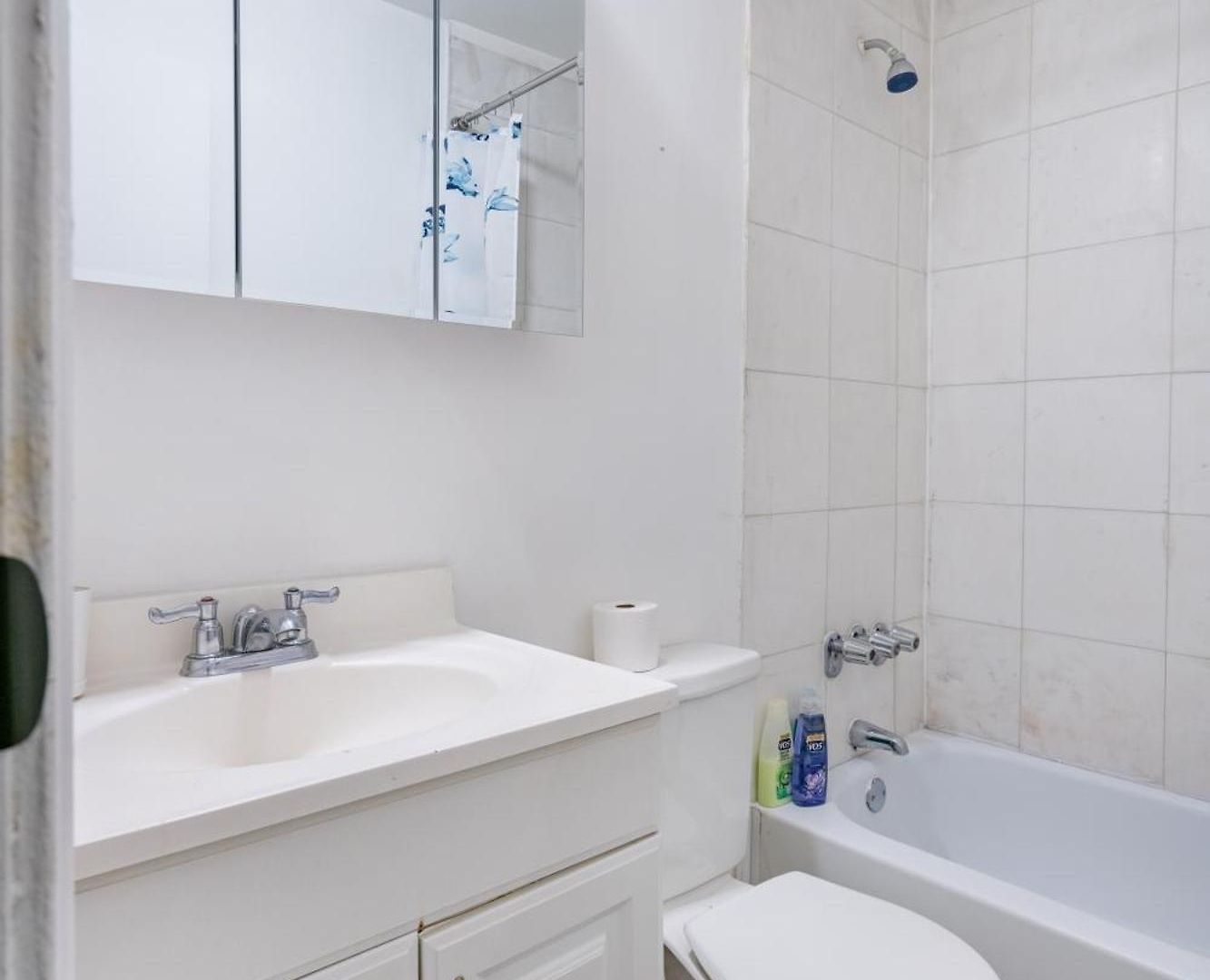 Apartment 2 Bedroom Paradise In Hells Kitchen Manhattan *