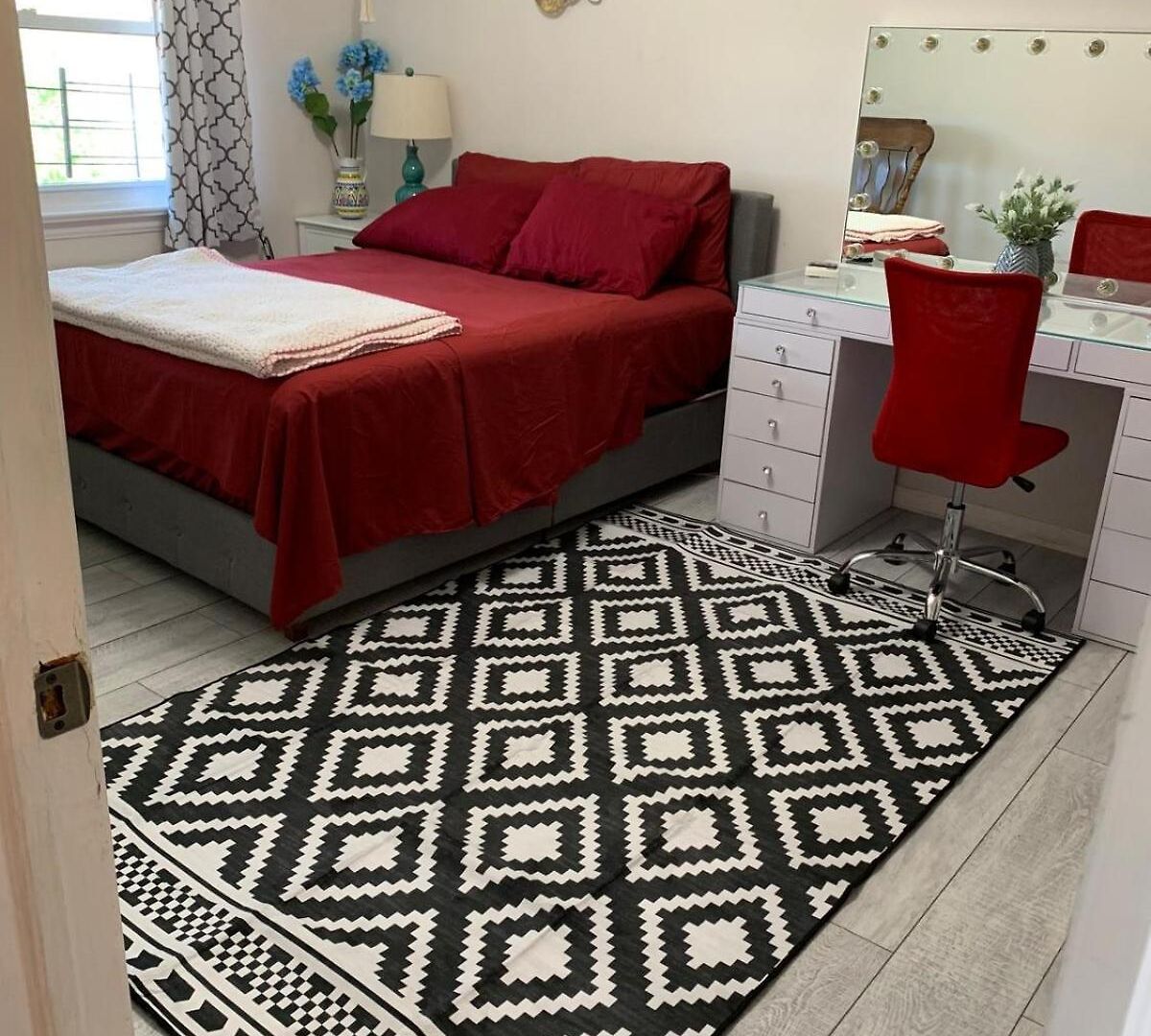 Homestay Cheerful 2 Bed In Heart Of Queens