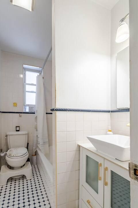 2 Large Bedrooms In Rego Park * New York
