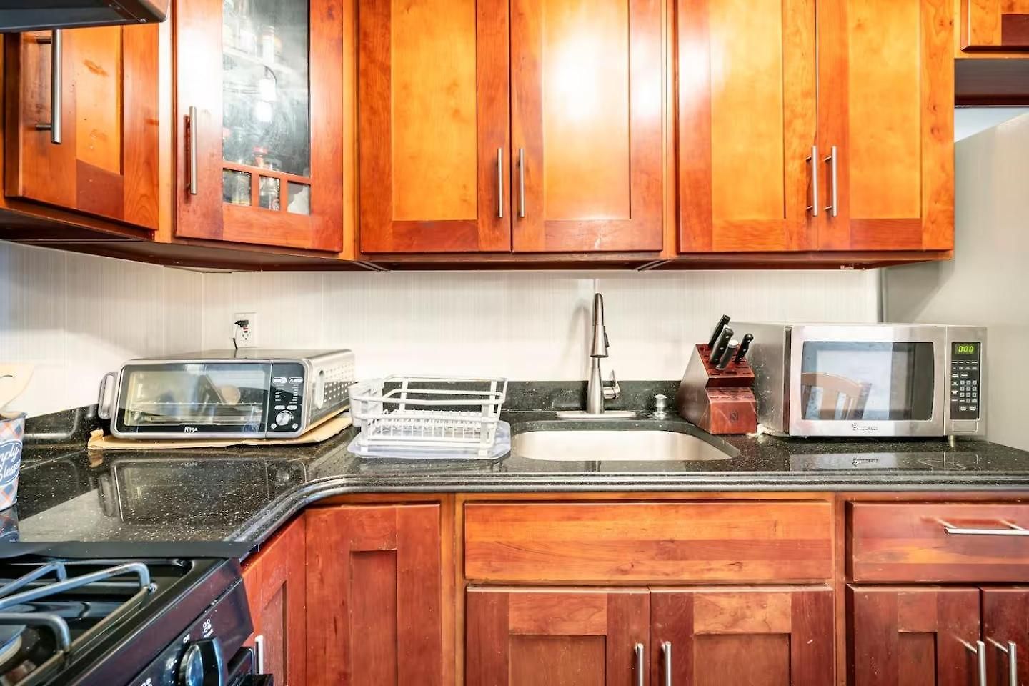 Homestay Location In Queens, Everything Is Near By, Private Room, Laguardia Airport 10min