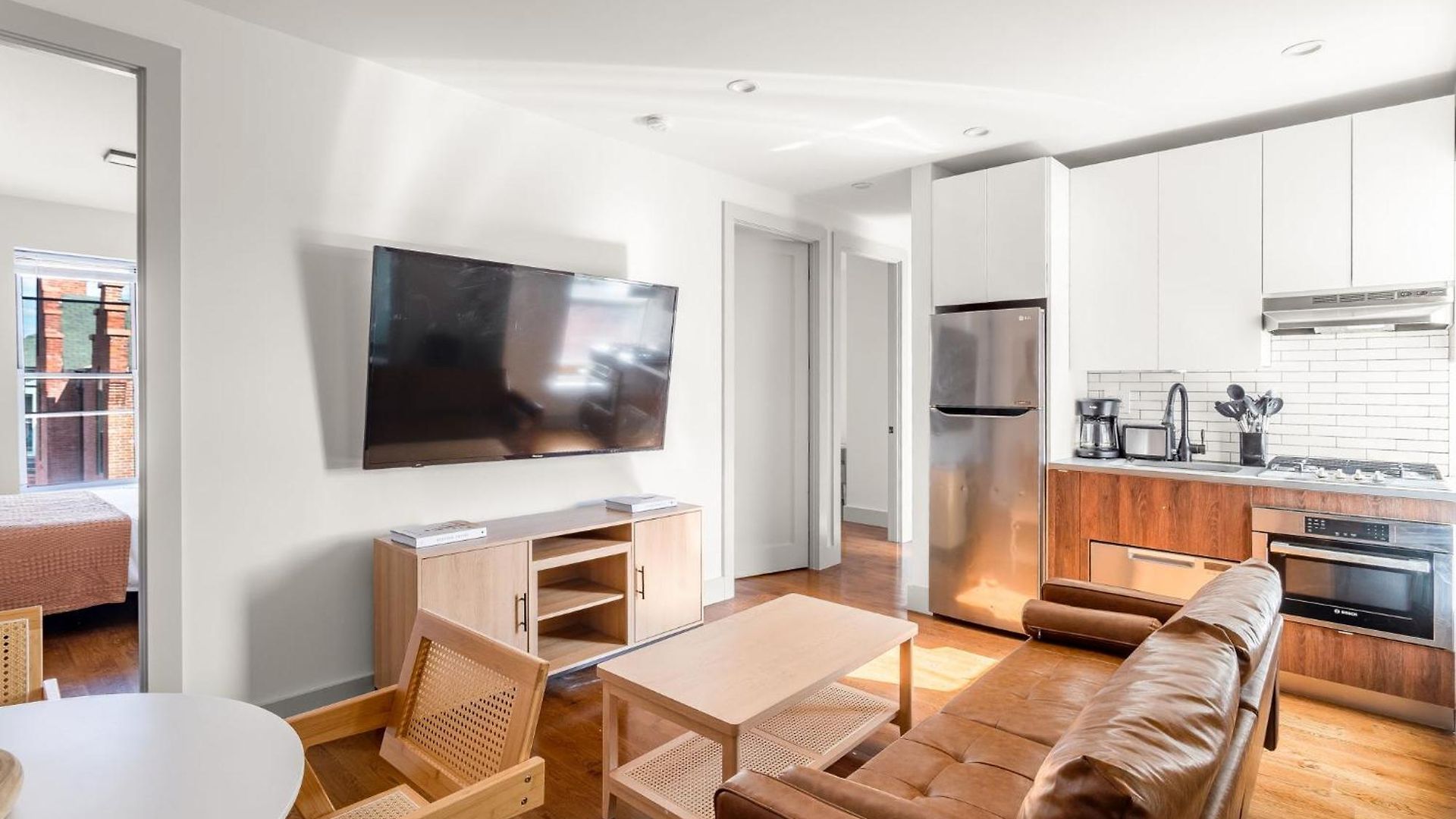 Cozy East Village 3bedroom 2bath Near Tompkins Square Park & Lower East Side *