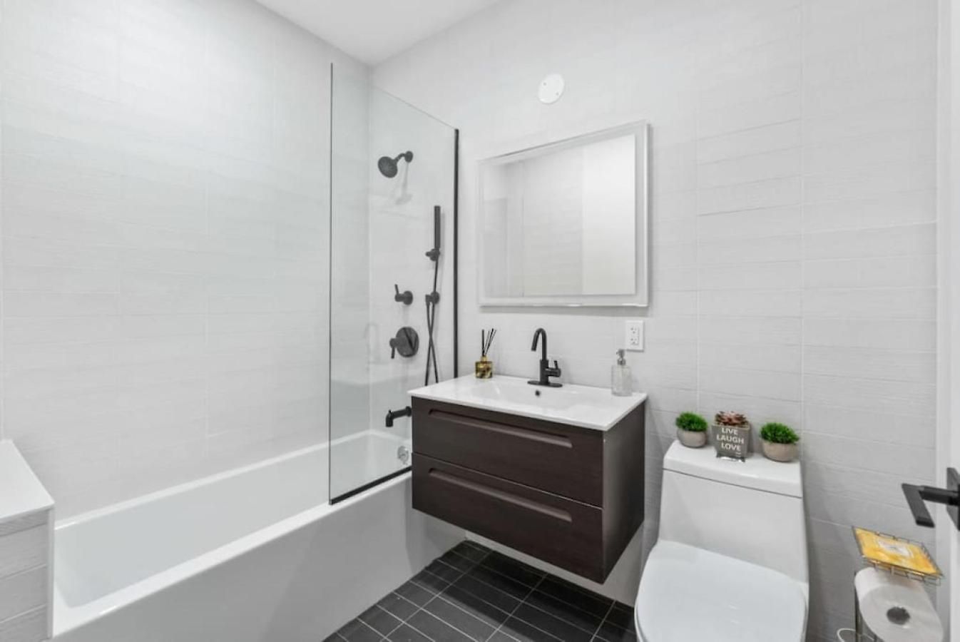 Notch 2br 2ba Minutes To Park