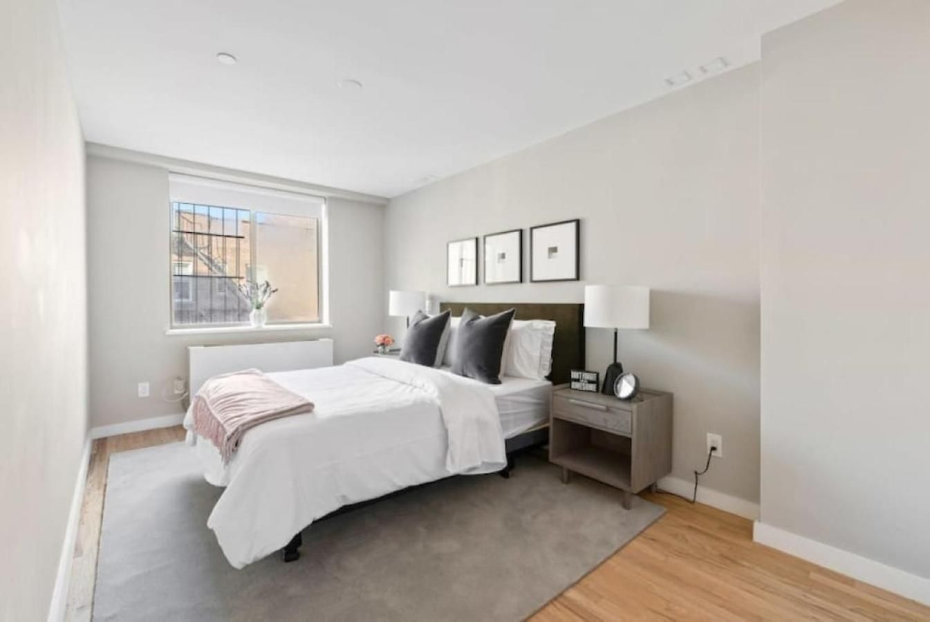 Apartment 3br Penthouse With Massive Private Rooftop