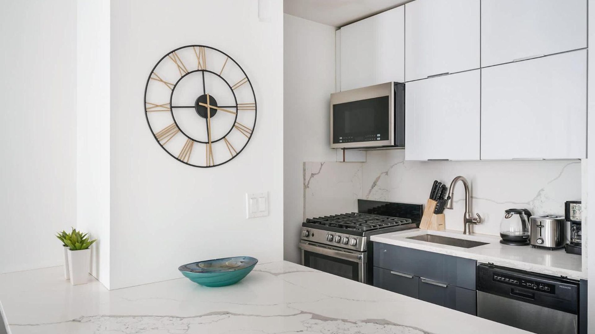 1597-10 New Upper East Side W&d In Unit Apartment