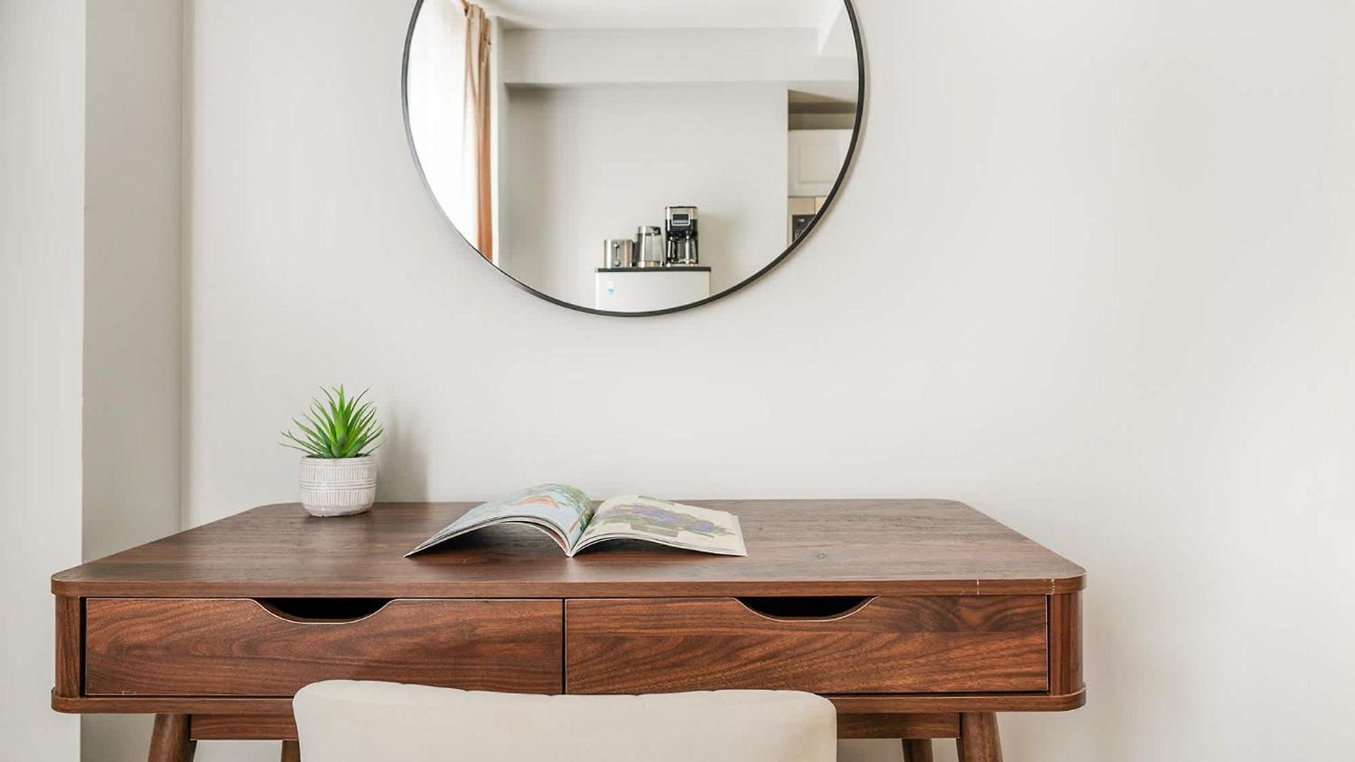 Apartment 73-608 New 1br 1bth Uws Doorman Gym
