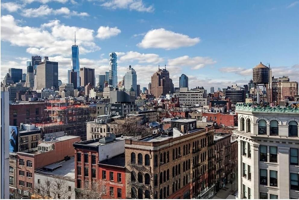 Apartment Doorman! High Floor! Views! Elevator! Free Gym! *