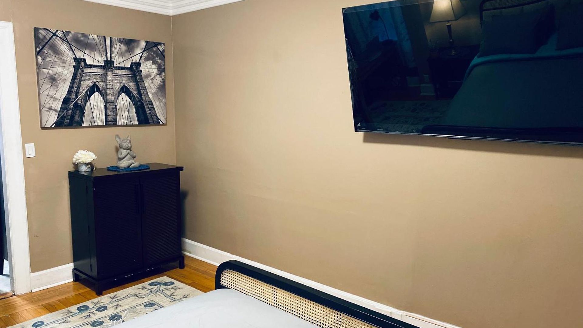 Nyc Cozy Apartment