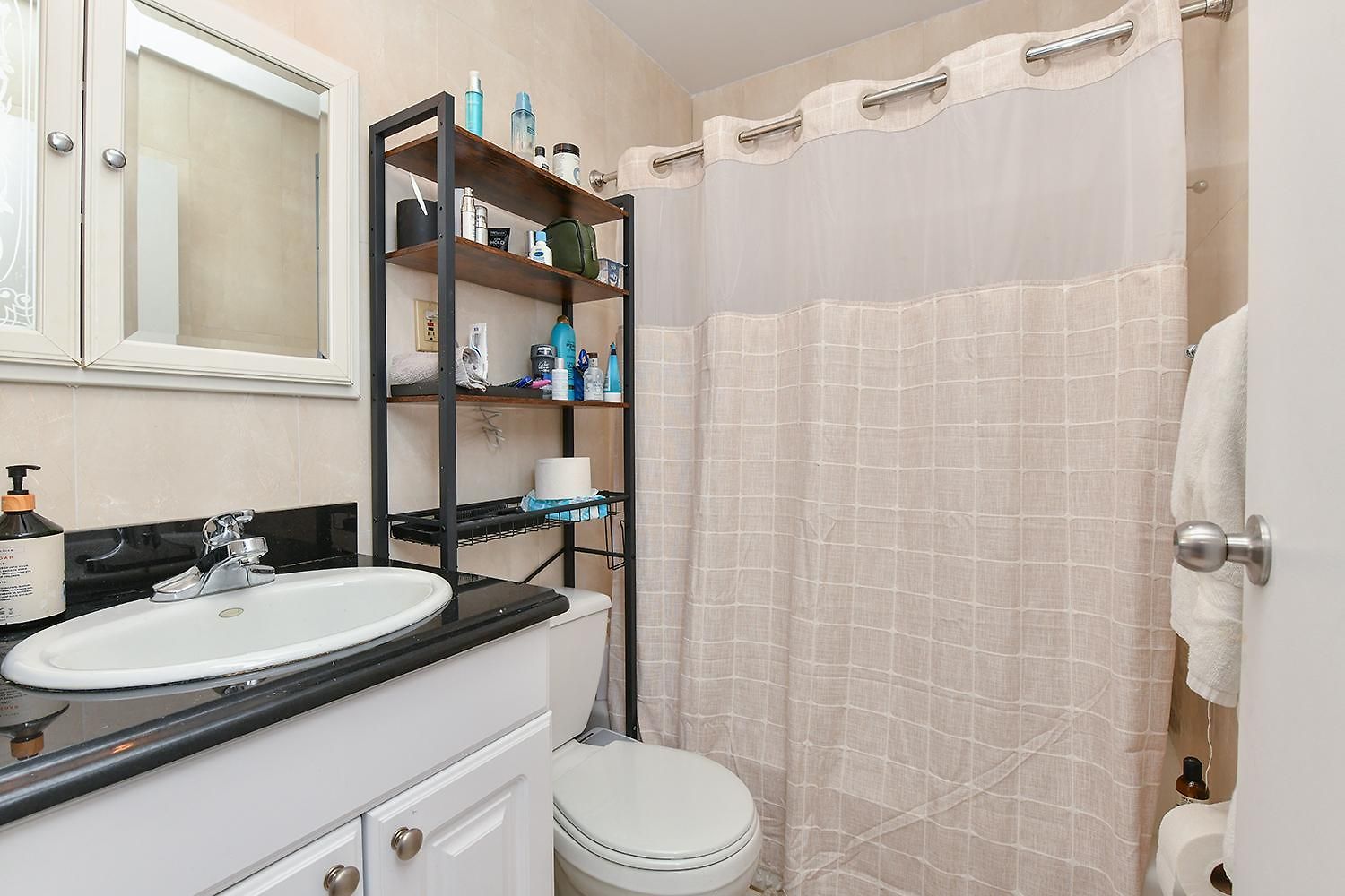 Cozy Studio In West Village Apartment *