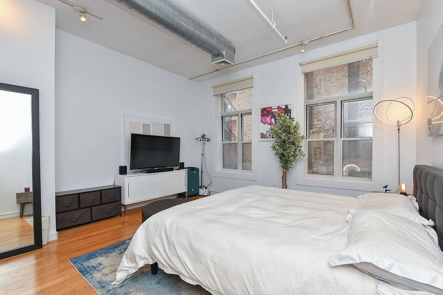 Cozy Studio In West Village Apartment