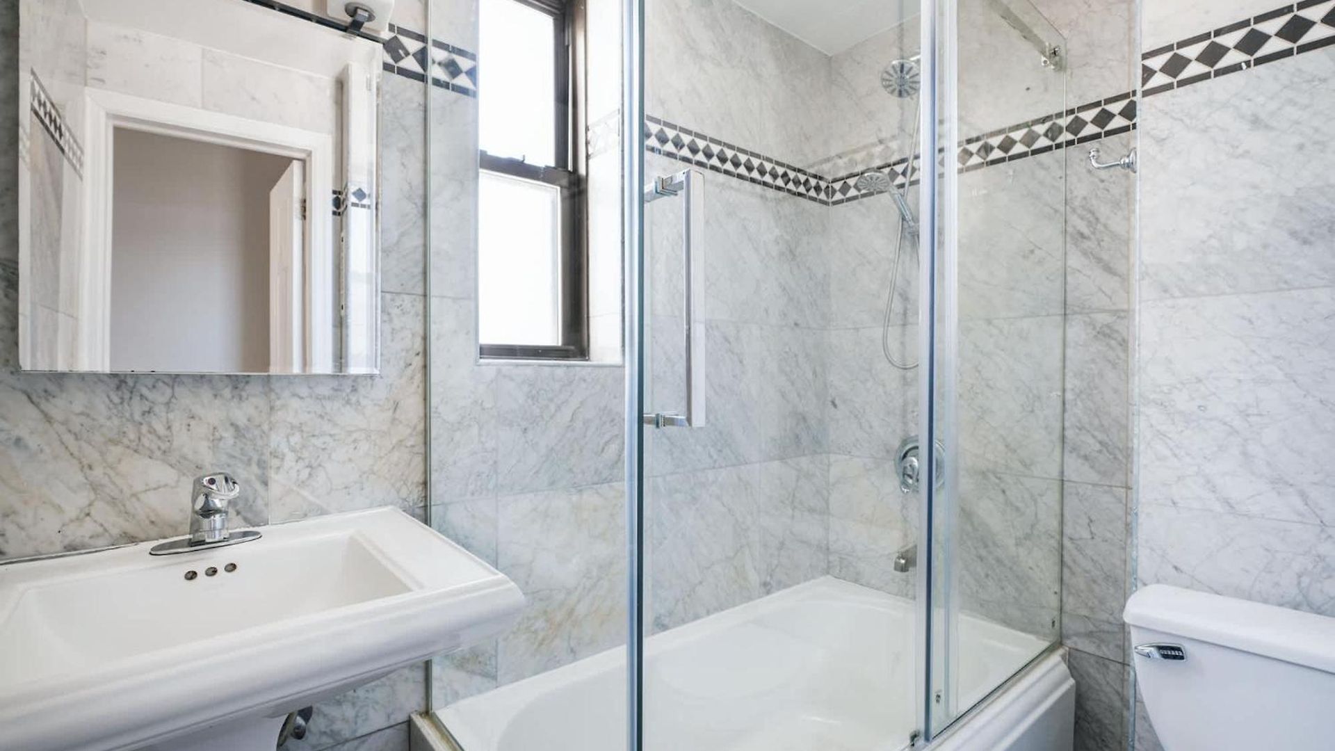 Apartment 73-806 New 1br 1bth Uws Doorman Gym *