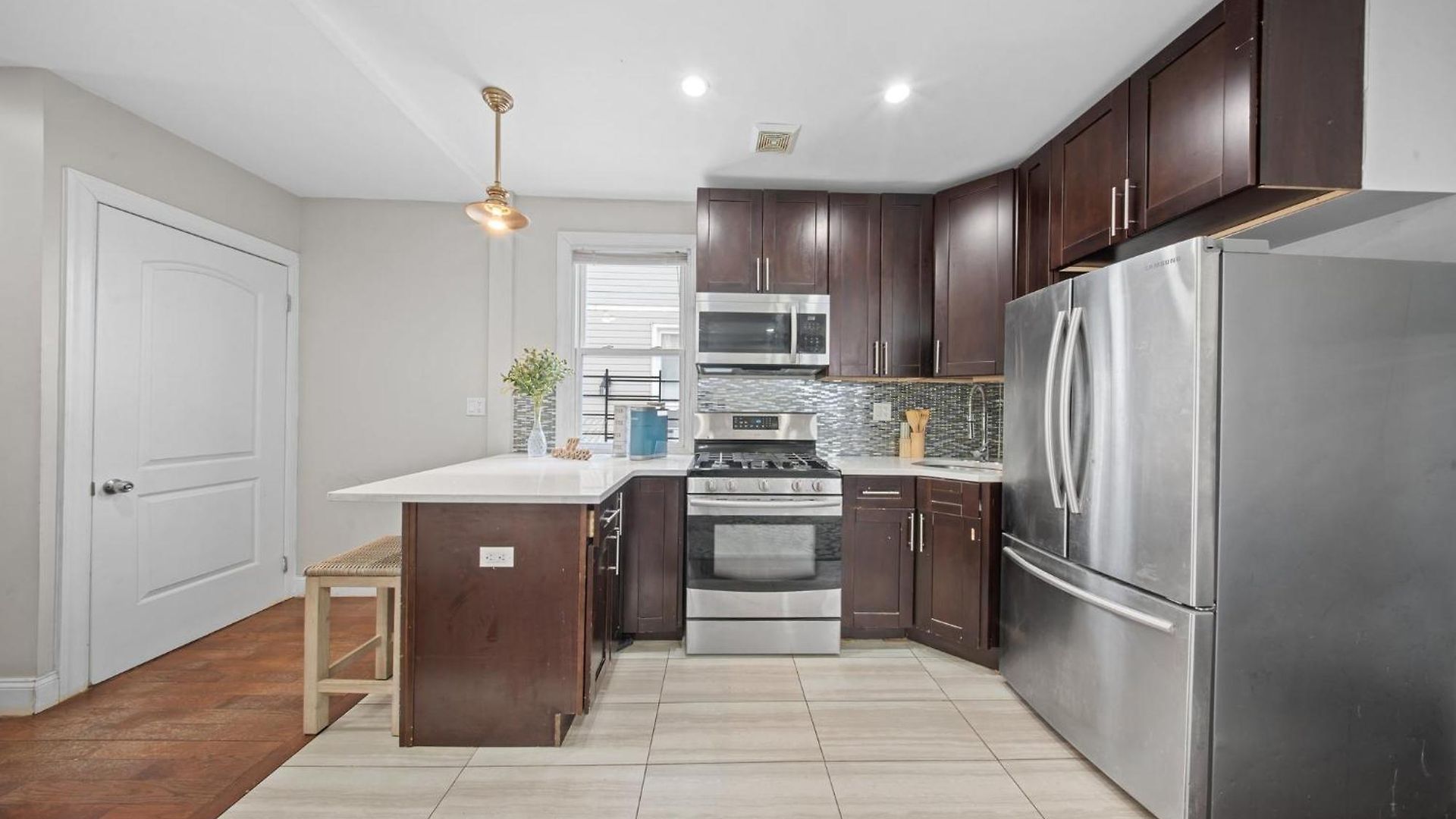 Apartment One Bedroom Near Jfk Airport!