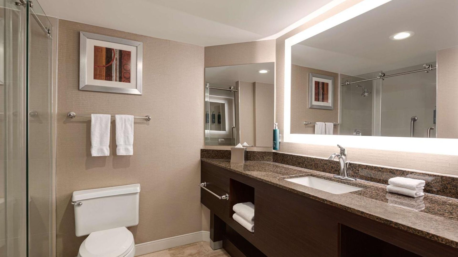 Doubletree By Hilton New York-laguardia 3* New York