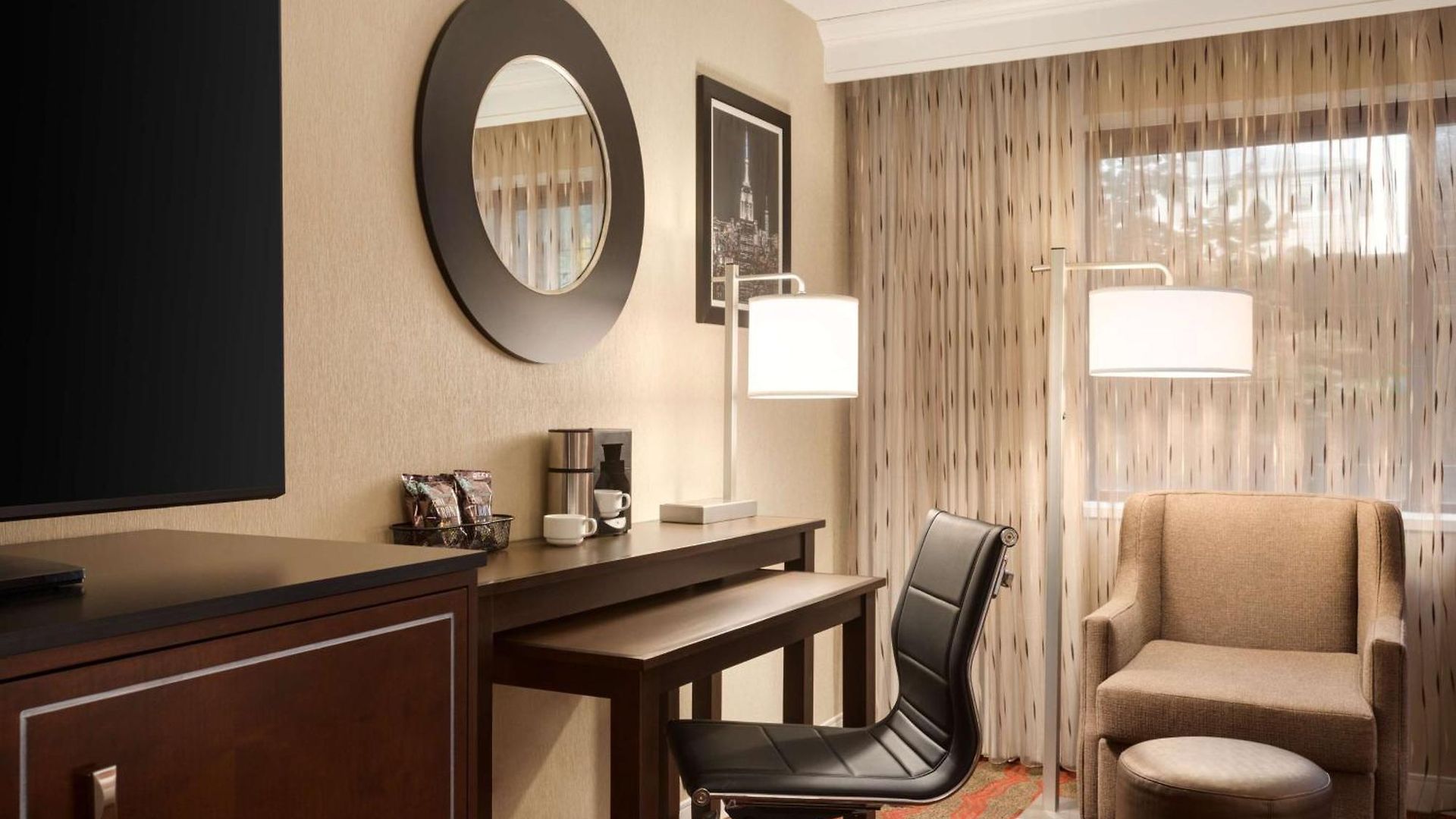 Doubletree By Hilton New York-laguardia New York