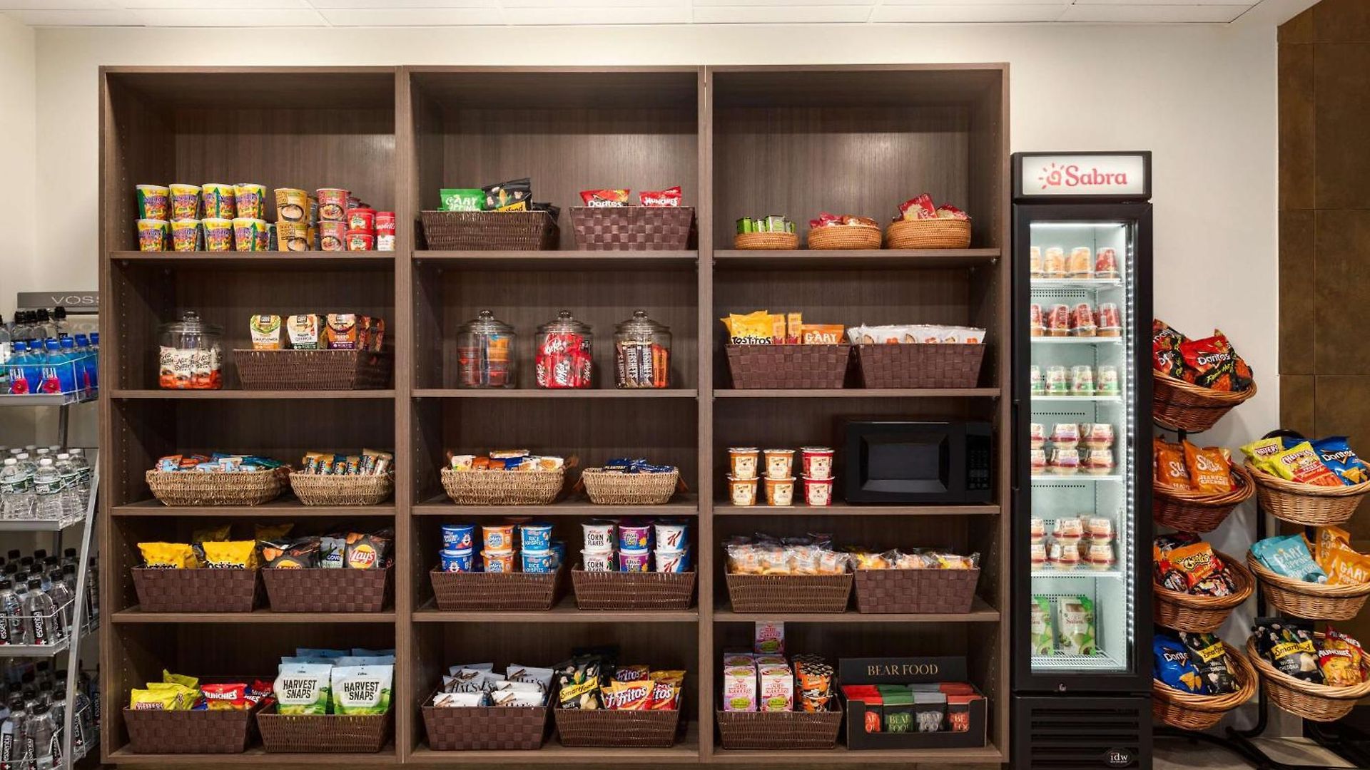 Hotel Doubletree By Hilton New York-laguardia 3*