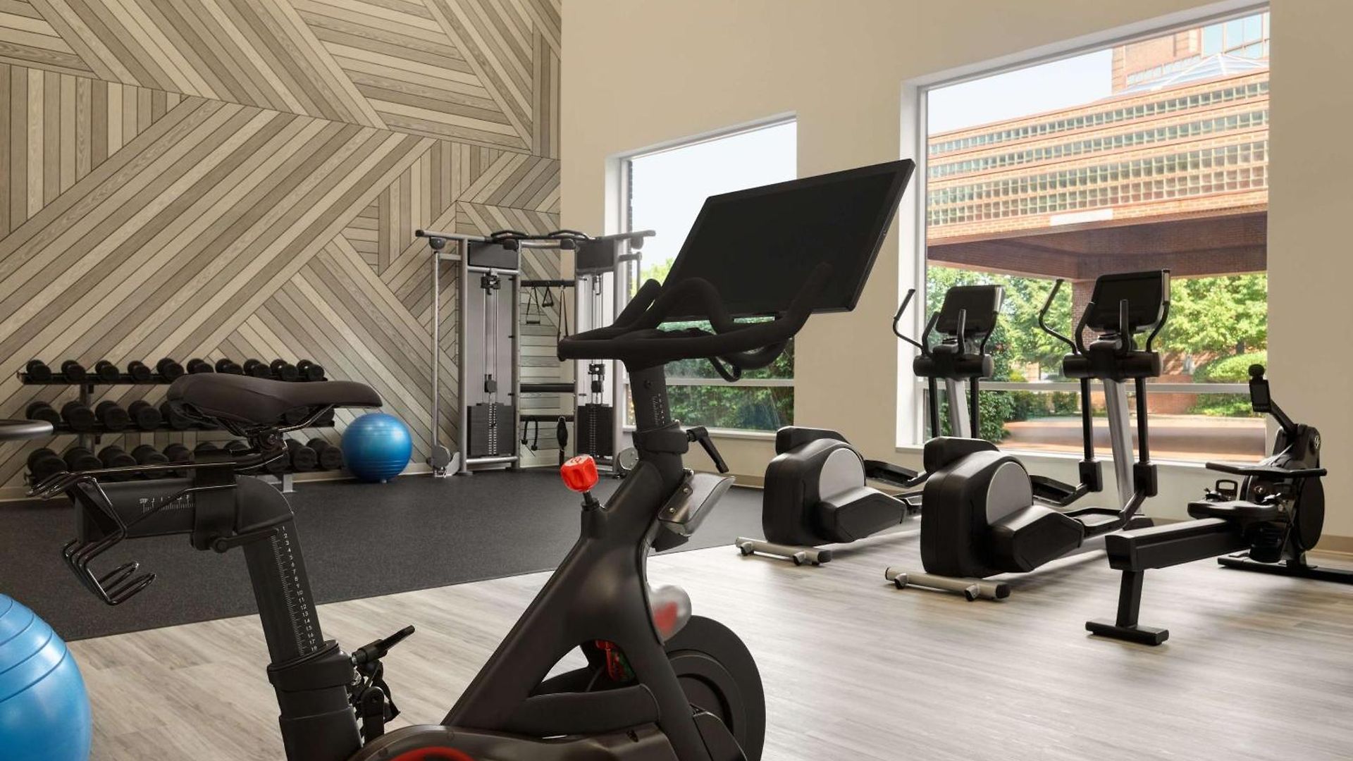 Hotel Doubletree By Hilton New York-laguardia