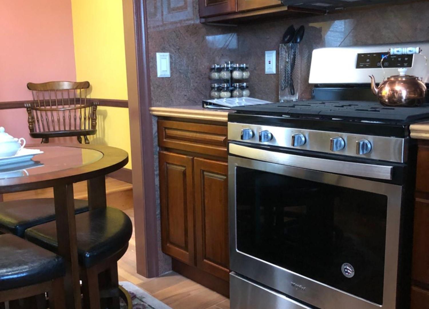Private Unit With Own Entrance To Share Bed & Breakfast