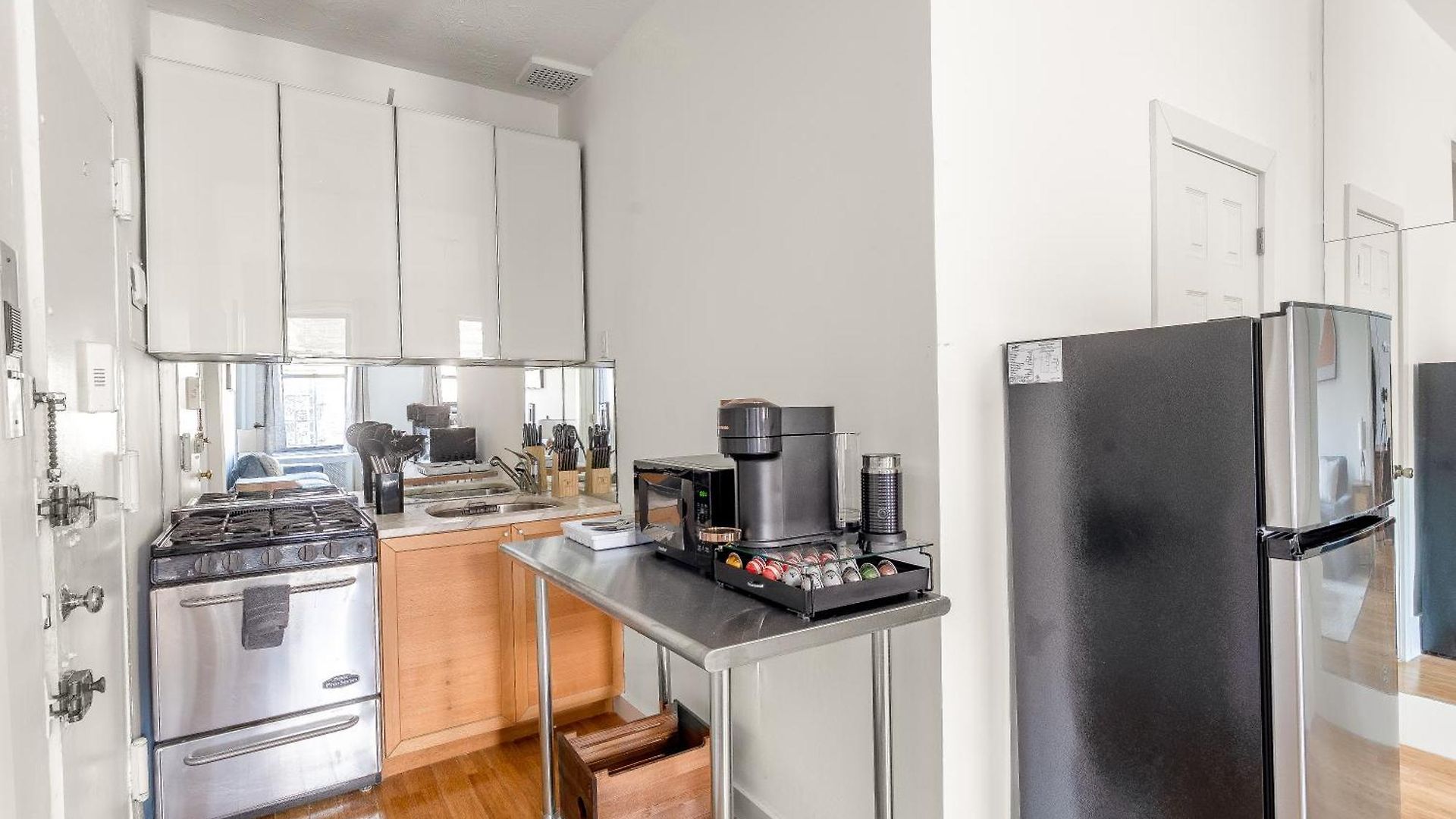 Location In Nyc! 1bd Steps From Park