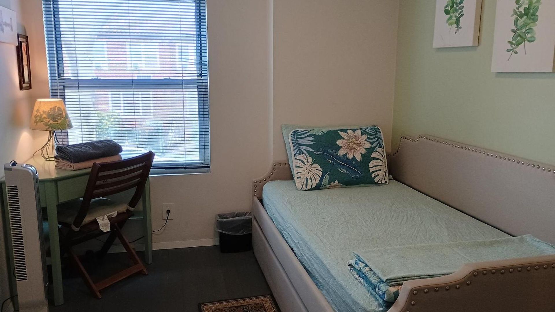 Apartment Explore From Queens *