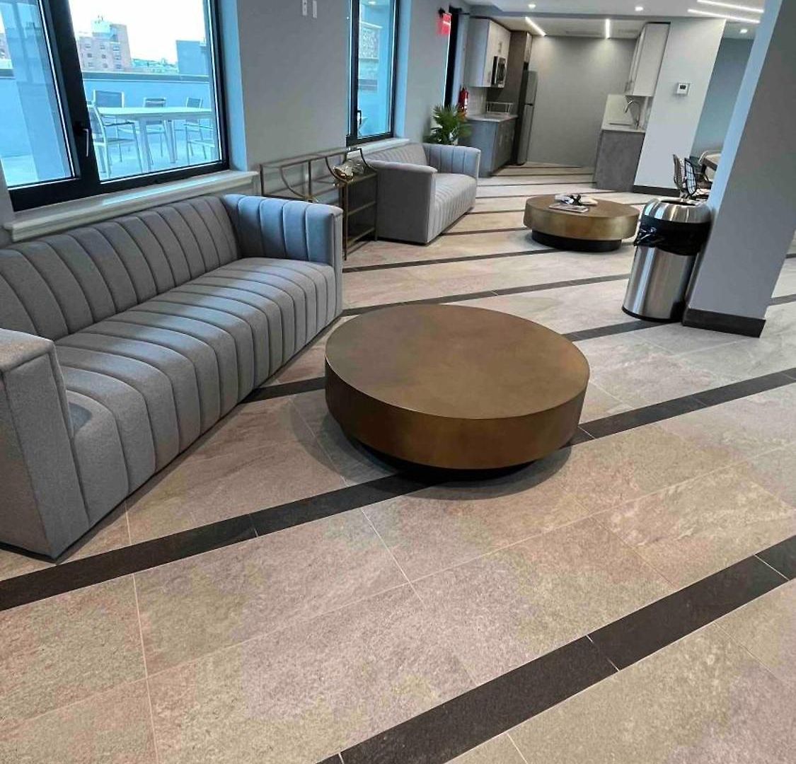 Apartment Peaceful Quiet Spacious New Modern Penthouse 3-bedroom With A Balcony New York
